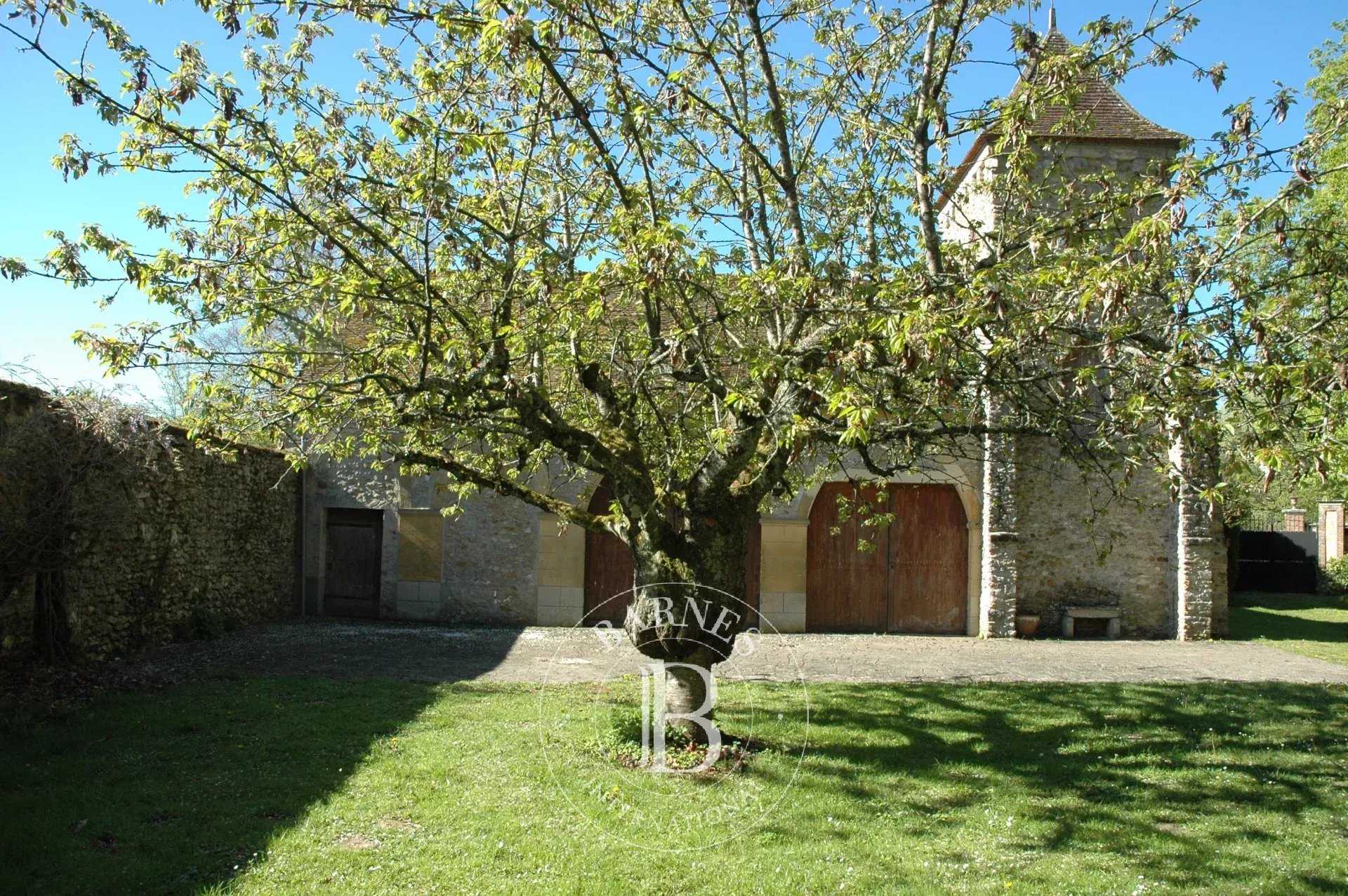 Grisy-Suisnes  - Manoir 