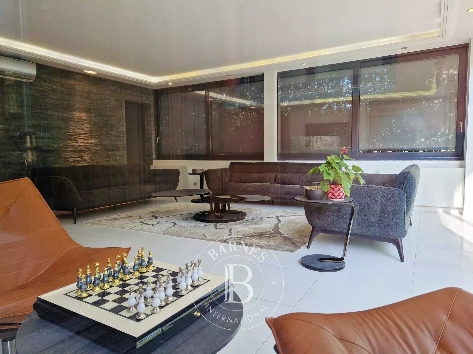 Montlignon  - Maison 10 Pi&egrave;ces 5 Chambres