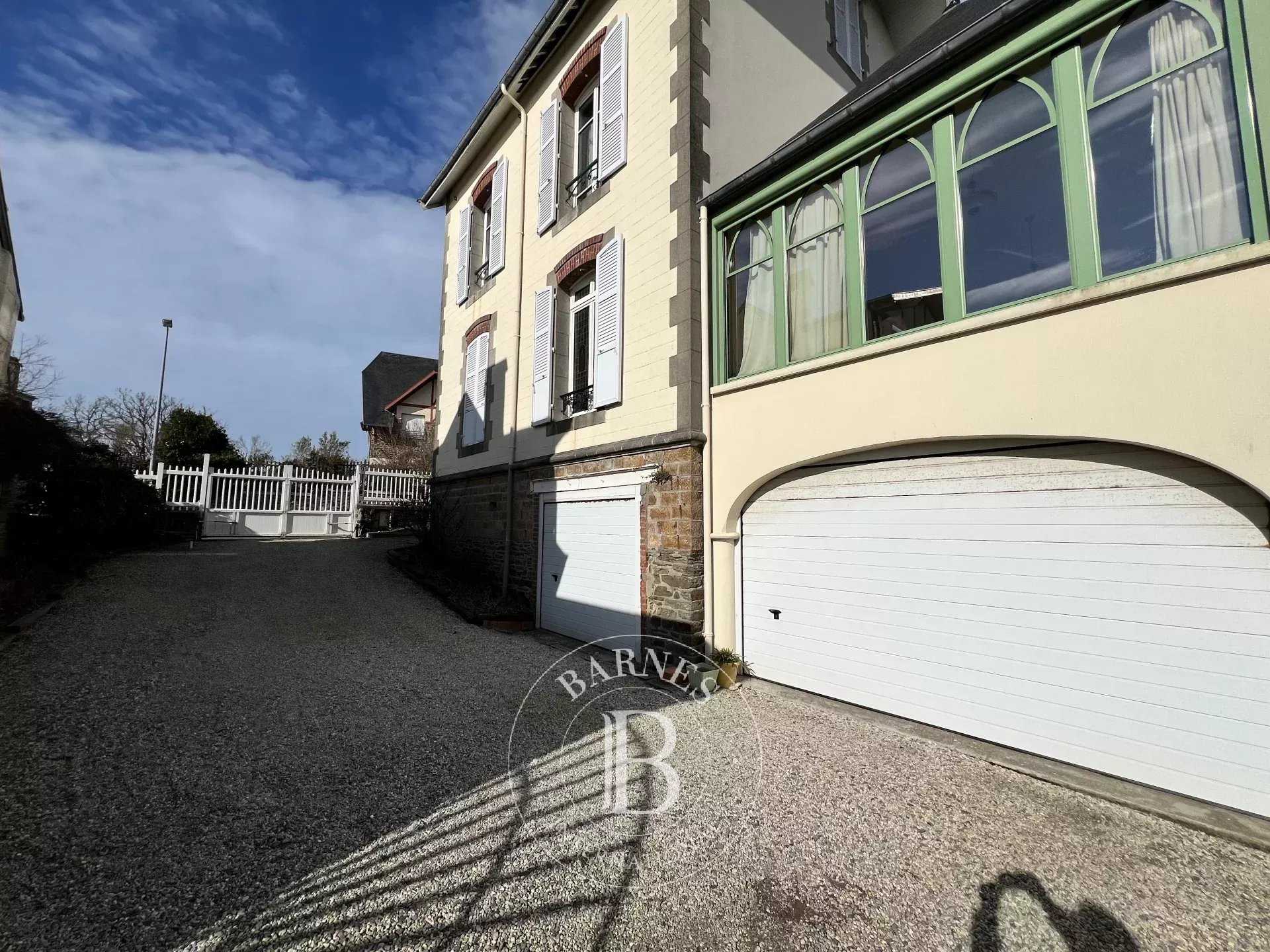 Granville  - Villa 7 Pi&egrave;ces 5 Chambres