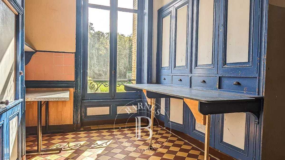 Auray  - Château 20 Pi&egrave;ces 11 Chambres