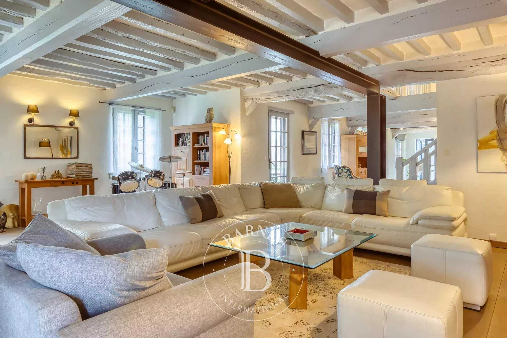 Yerville  - Chaumière 7 Pi&egrave;ces 4 Chambres