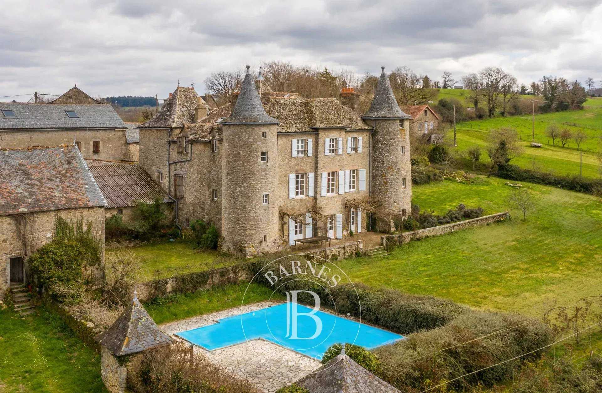 Rodez  - Castle 4 Bedrooms