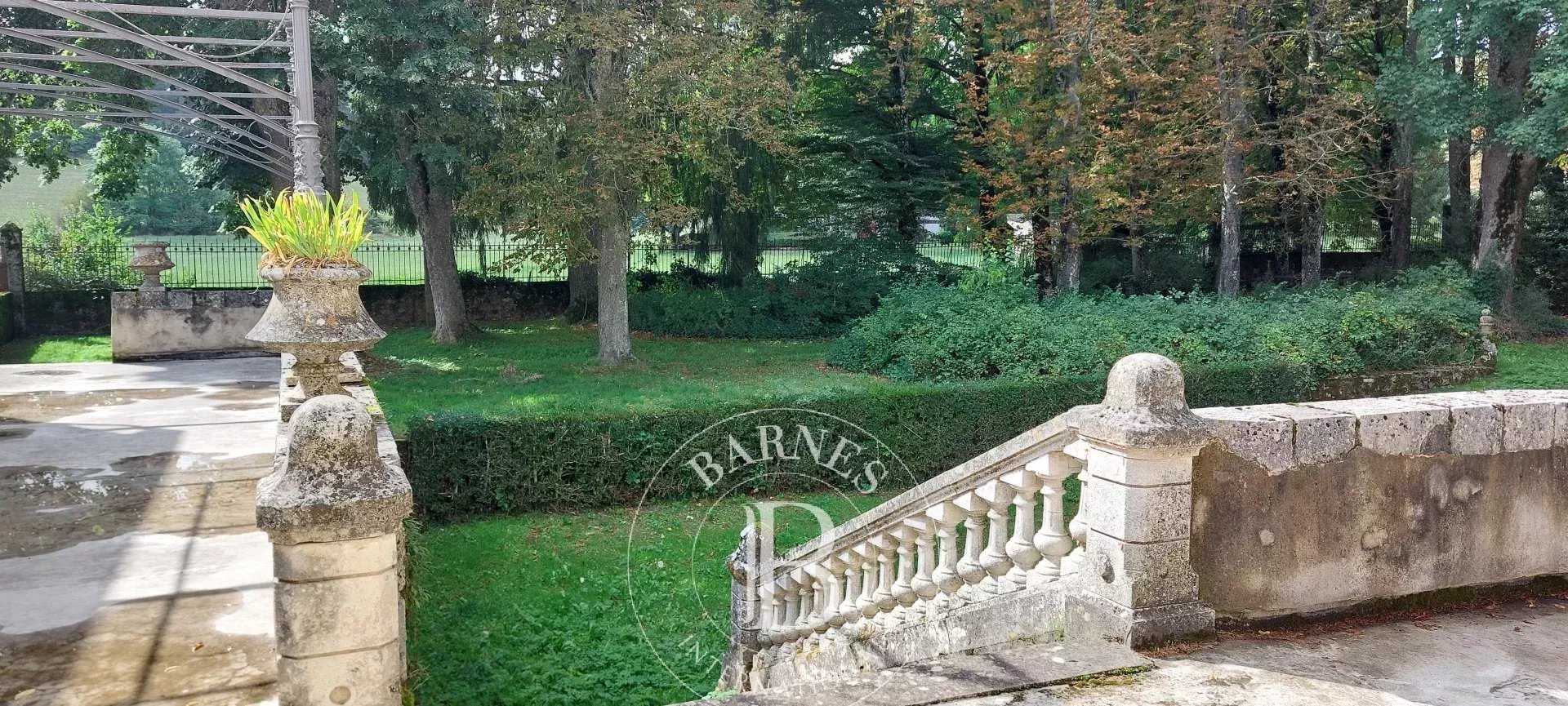 La Cavalerie  - Maison 11 Pi&egrave;ces 6 Chambres