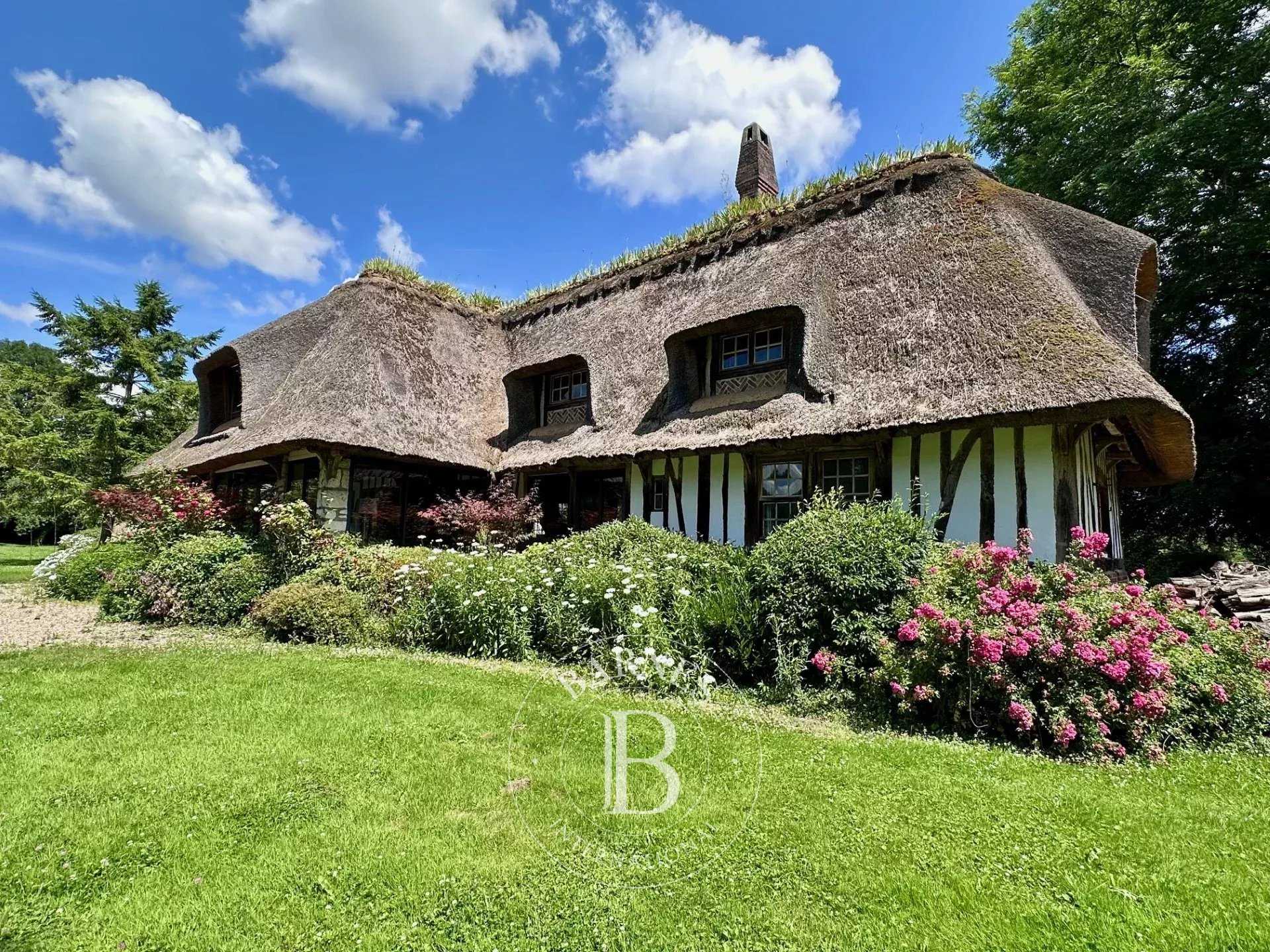 Anneville-Ambourville  - Maison 6 Pièces 4 Chambres