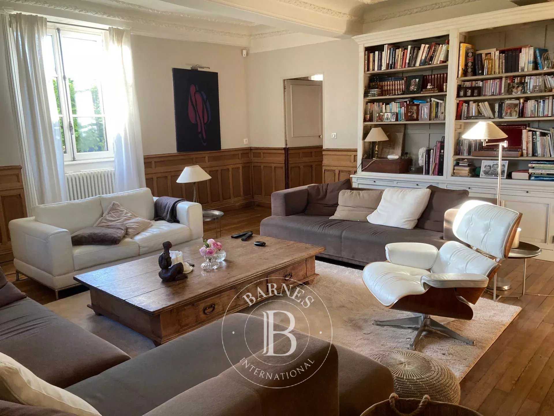 Givry  - House 6 Bedrooms