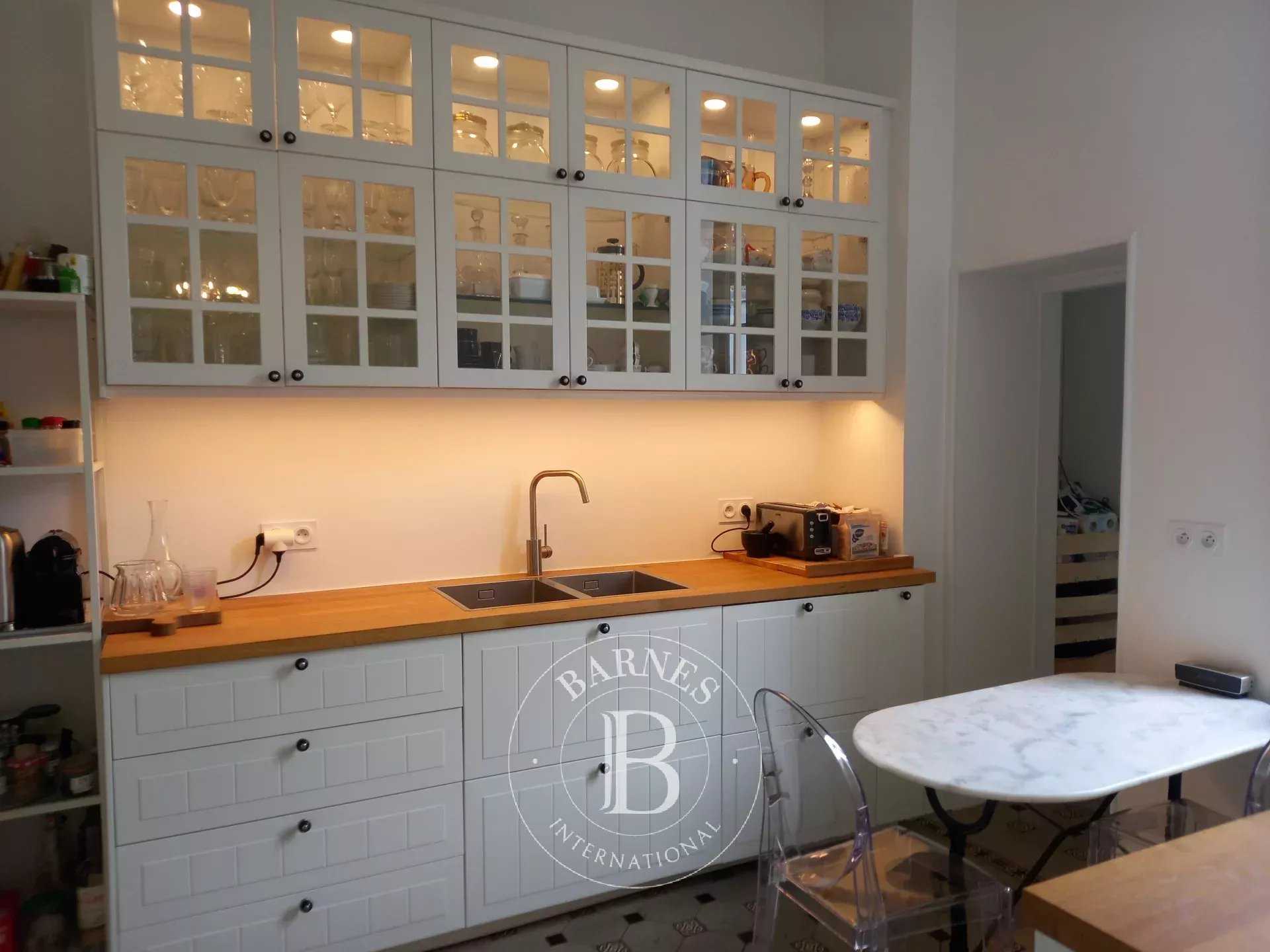 Châtellerault  - Maison de ville 8 Pi&egrave;ces 5 Chambres