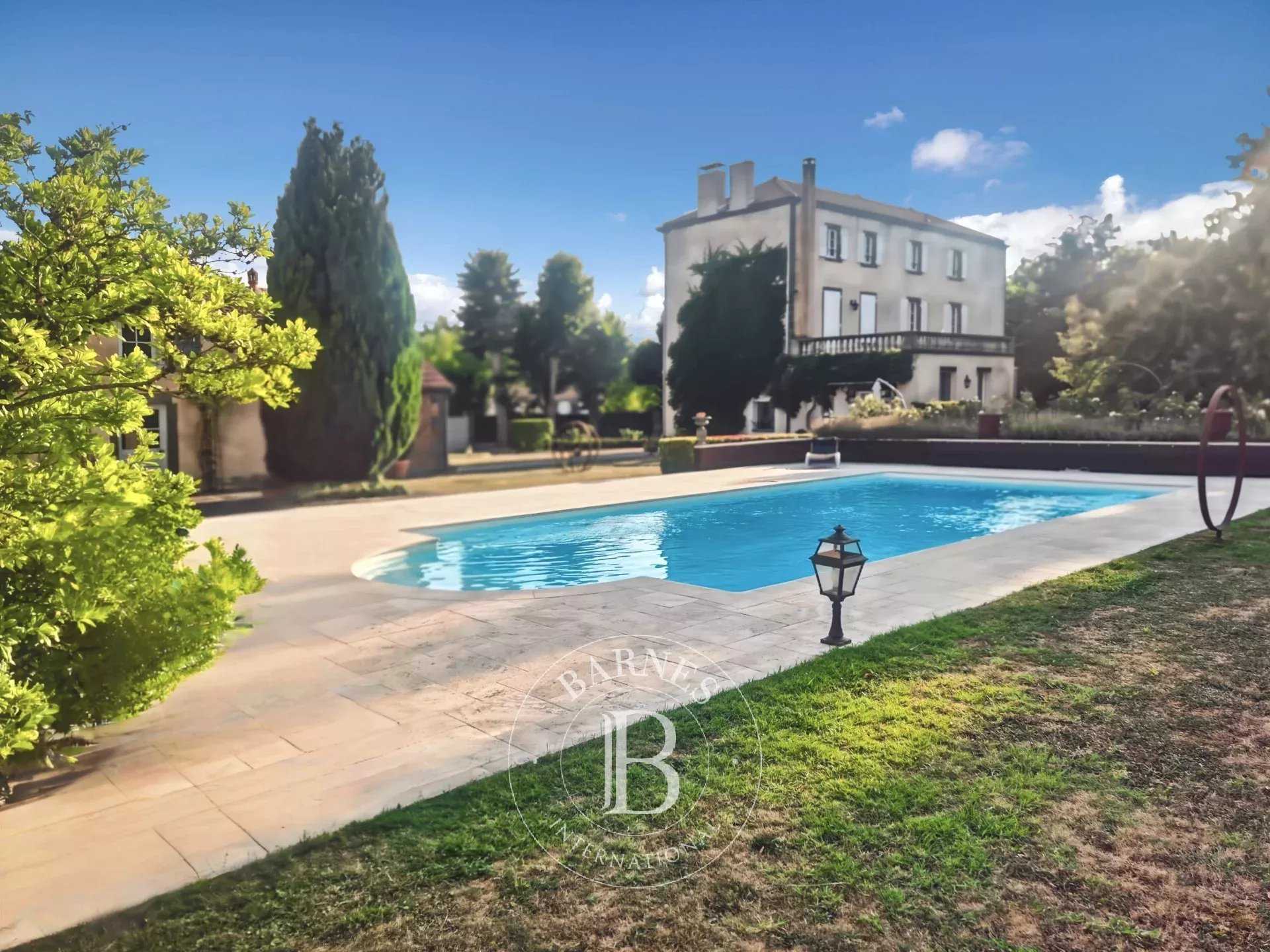 Saint-Ignat  - House 5 Bedrooms