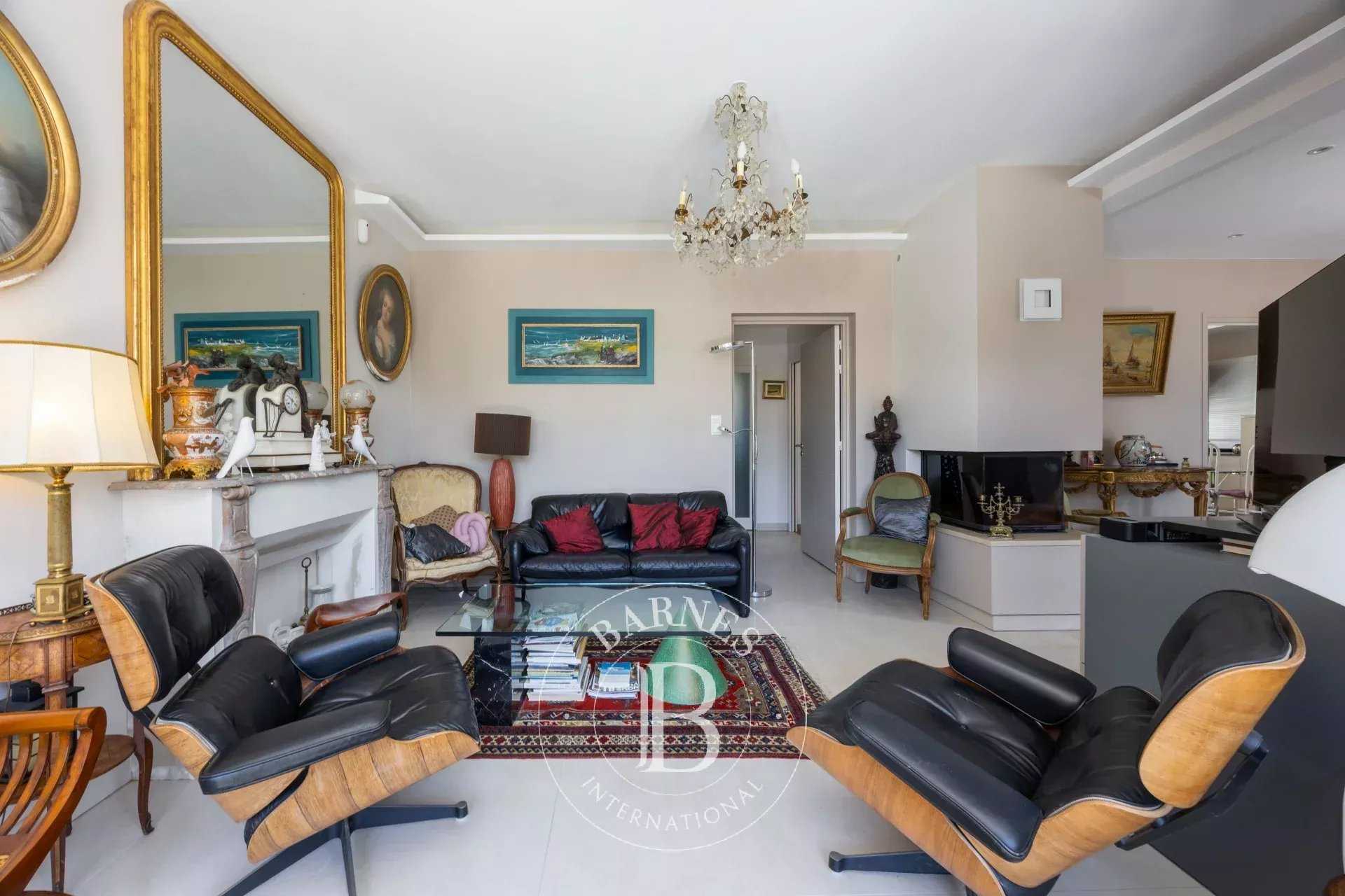 Saint-Malo  - Maison 10 Pi&egrave;ces 5 Chambres