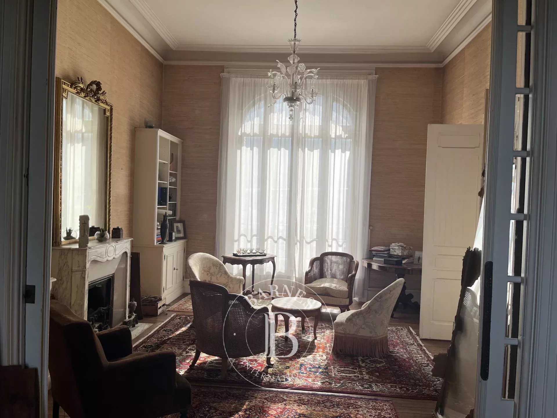 Vannes  - Hôtel particulier 8 Pièces 5 Chambres