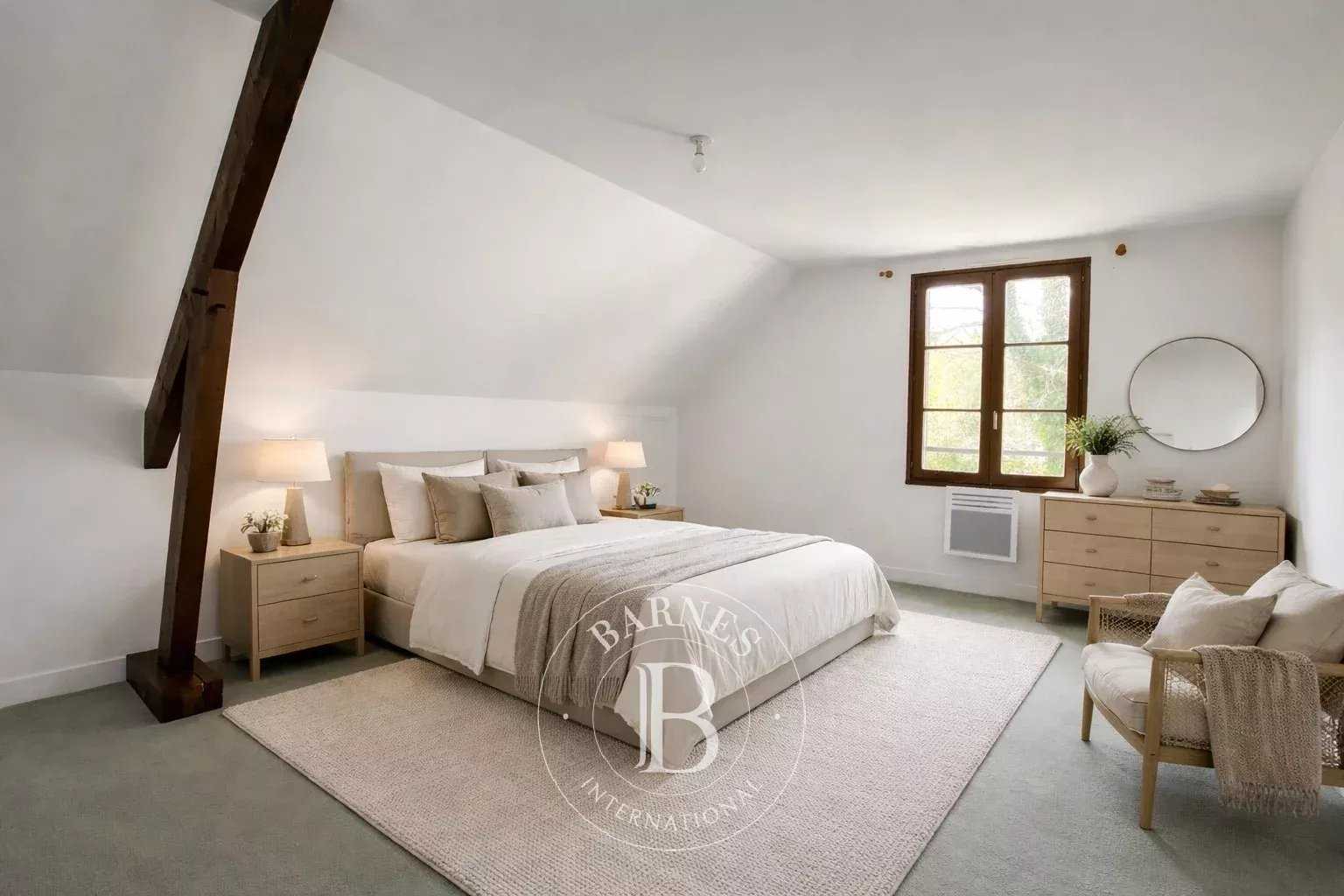 Lamorlaye  - Maison 10 Pi&egrave;ces