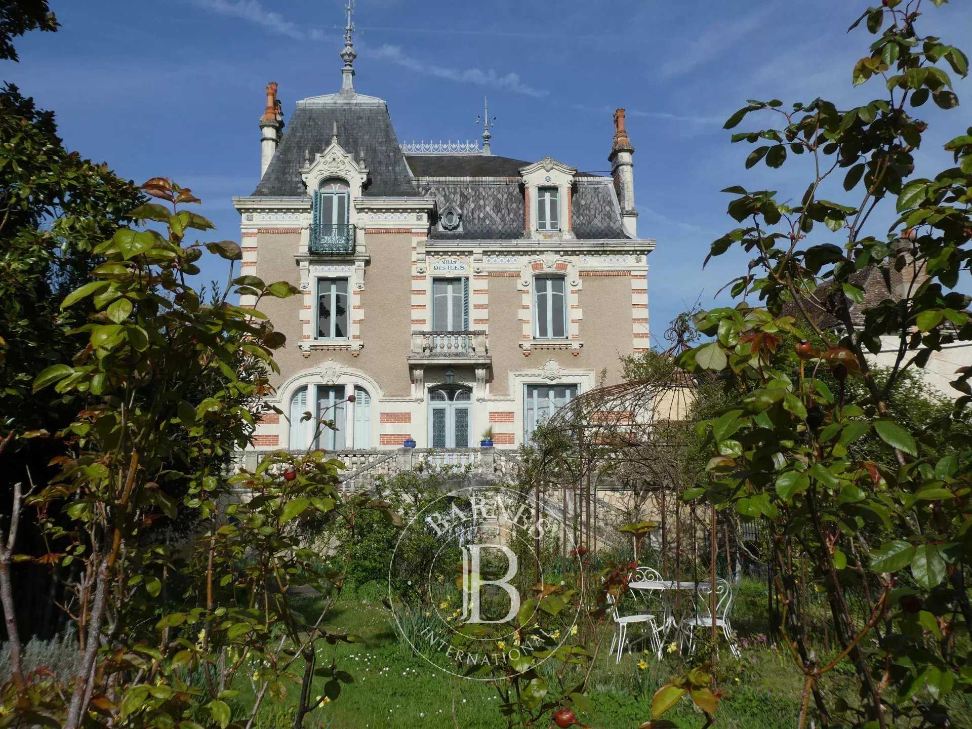 La Roche-Posay  - Hôtel particulier 12 Pi&egrave;ces 7 Chambres