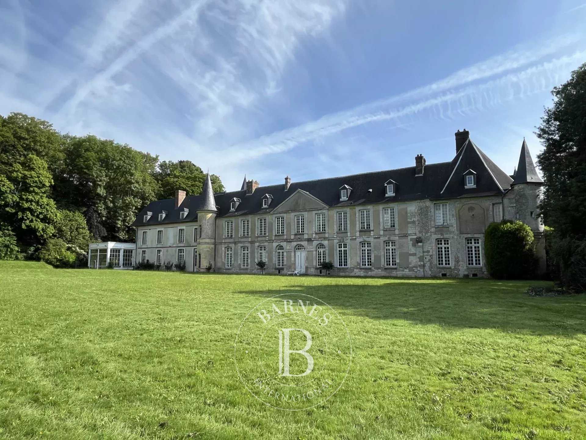 Pont-Audemer  - Château 34 Pièces 13 Chambres