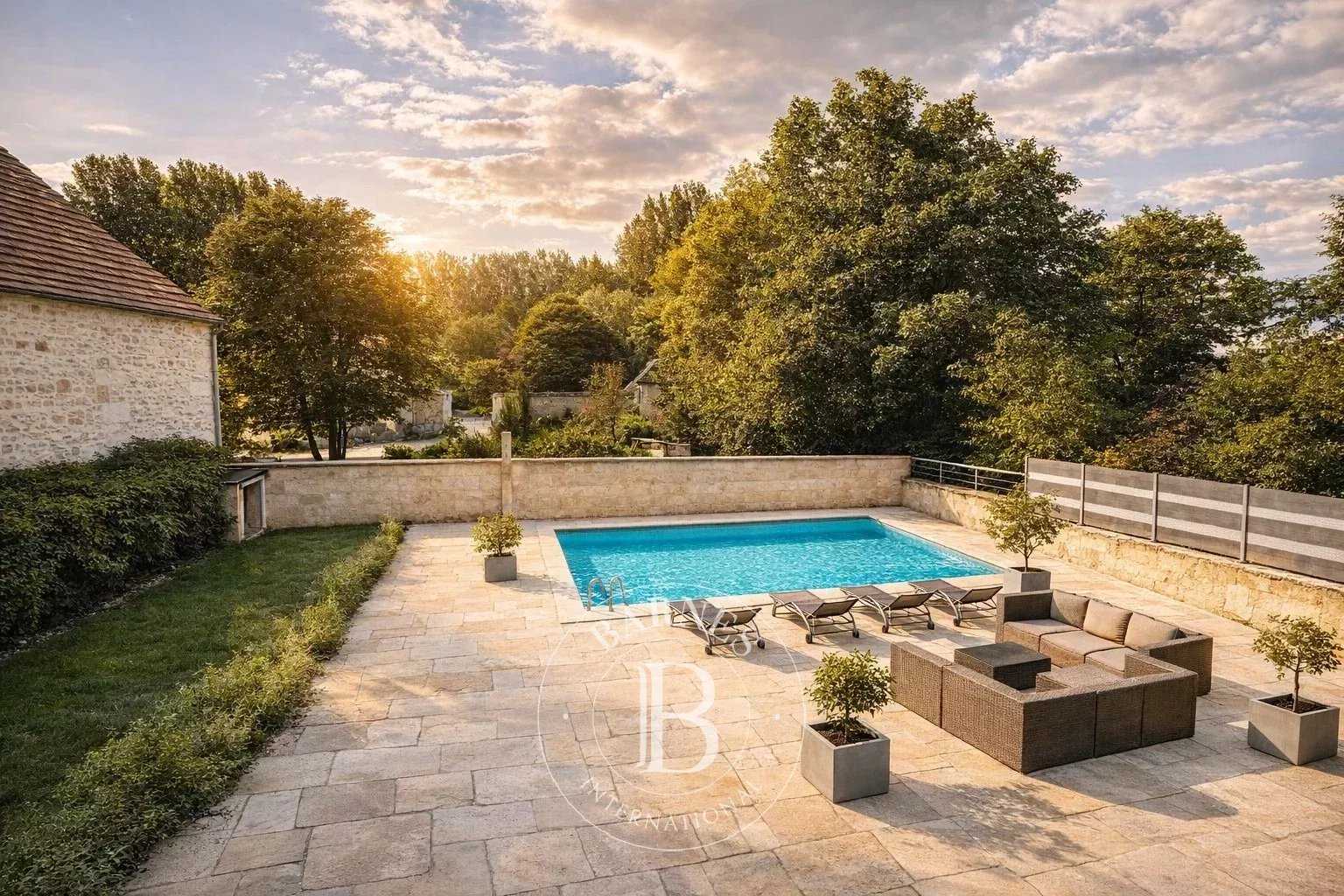 Saintines  - Maison 8 Pi&egrave;ces 6 Chambres