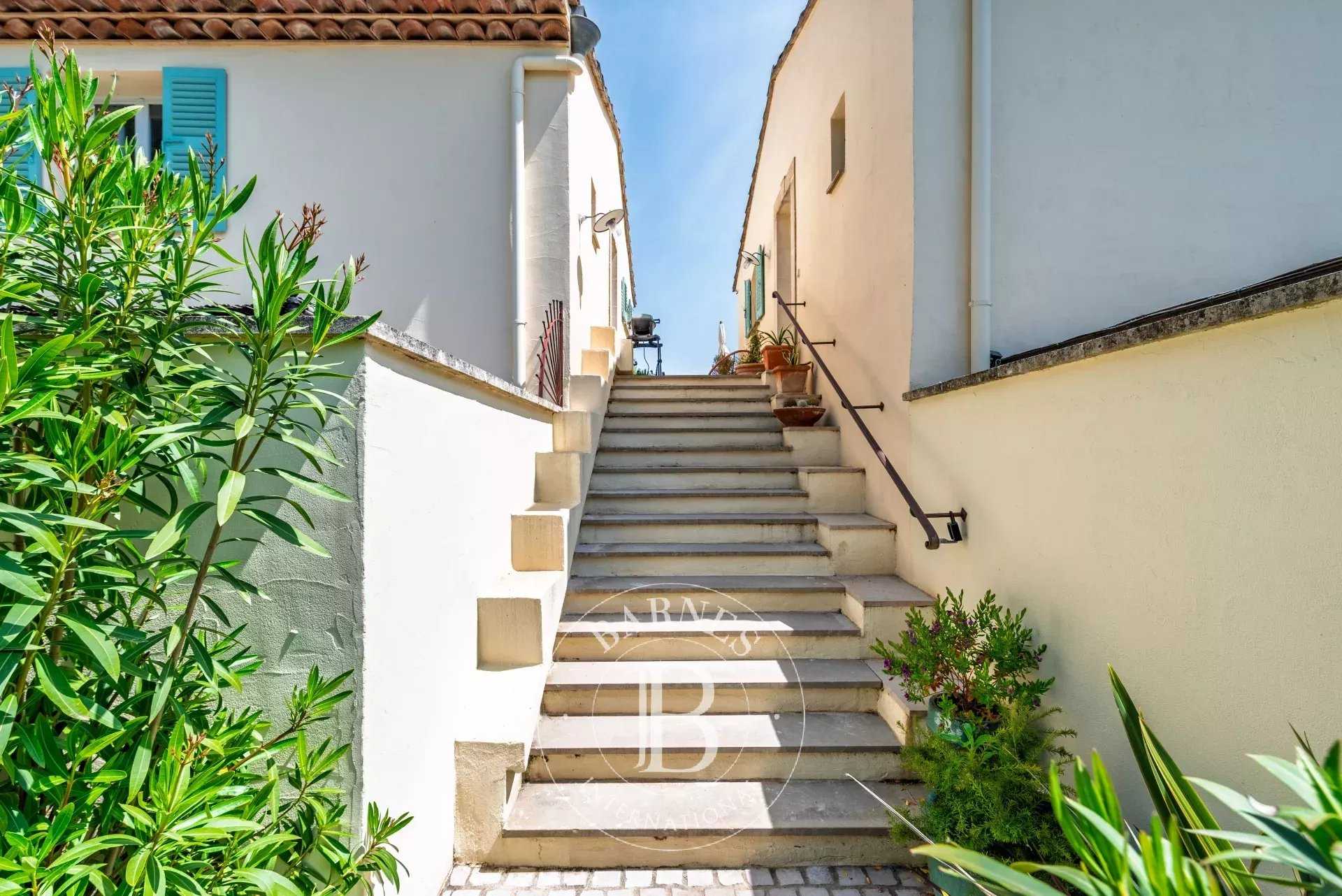 La Motte  - Maison 5 Pi&egrave;ces 2 Chambres