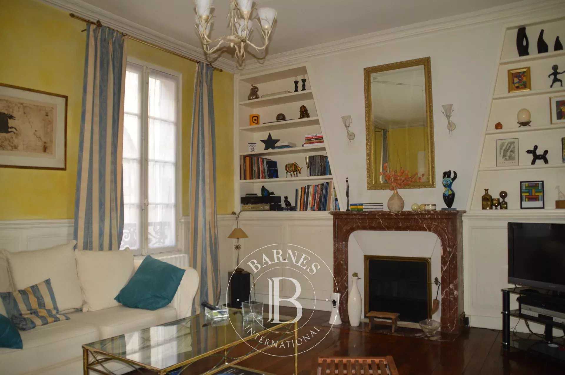 Niort  - Palacete 11 Cuartos 5 Habitaciones