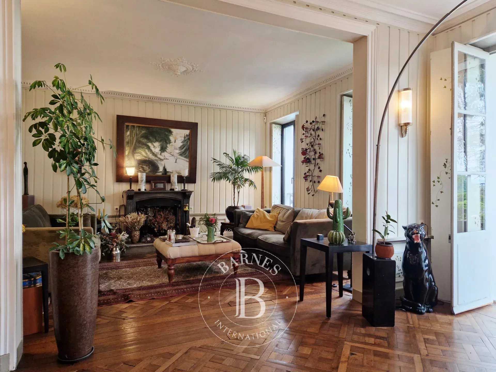 Saint-Prix  - Maison 11 Pi&egrave;ces 5 Chambres