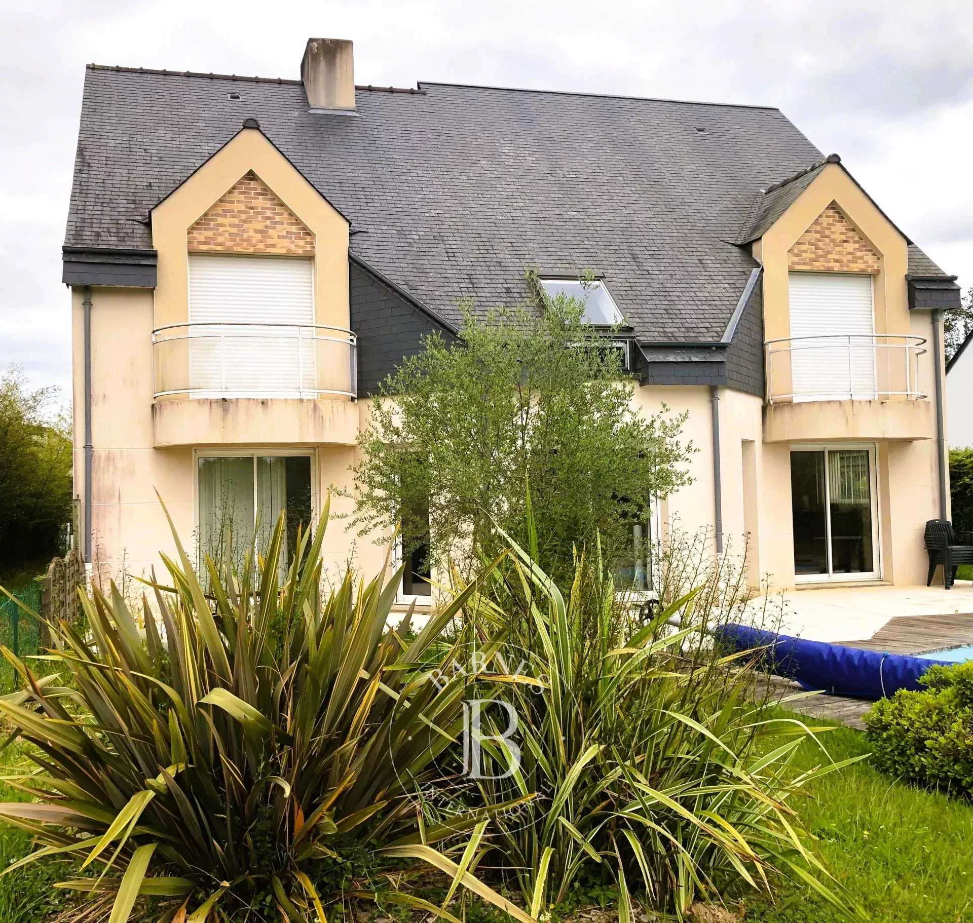 Bruz  - Maison 6 Pi&egrave;ces 5 Chambres