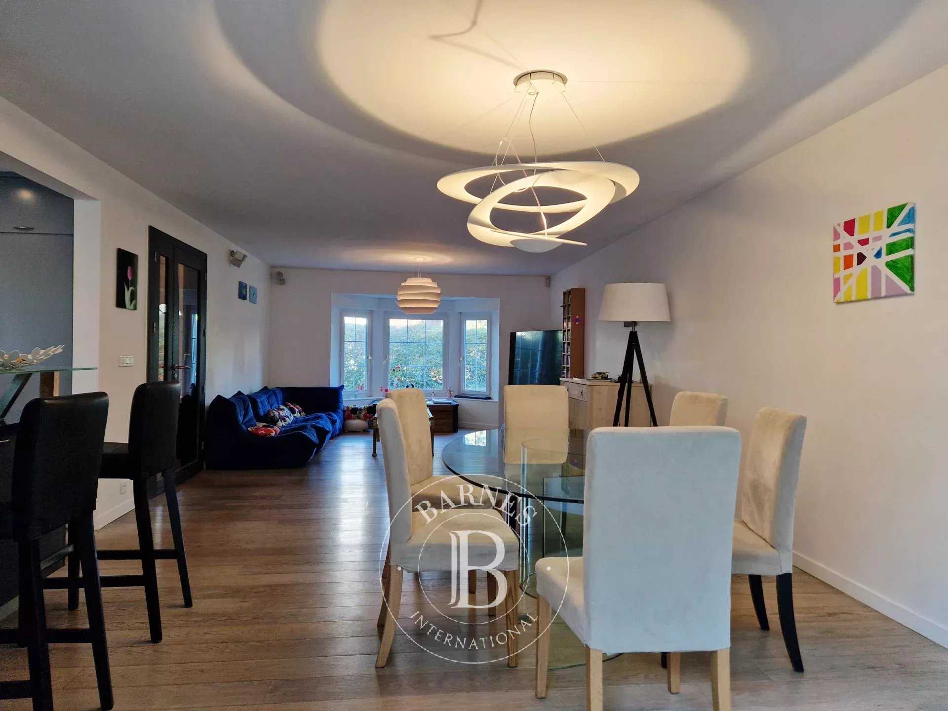 Triel-sur-Seine  - Maison 8 Pi&egrave;ces 5 Chambres