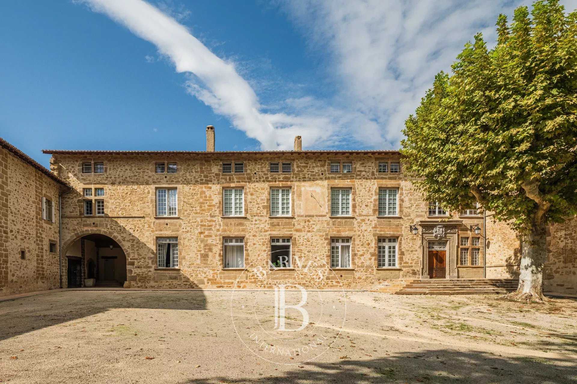 Chavannes  - Piso 3 Cuartos, 1 Habitacion