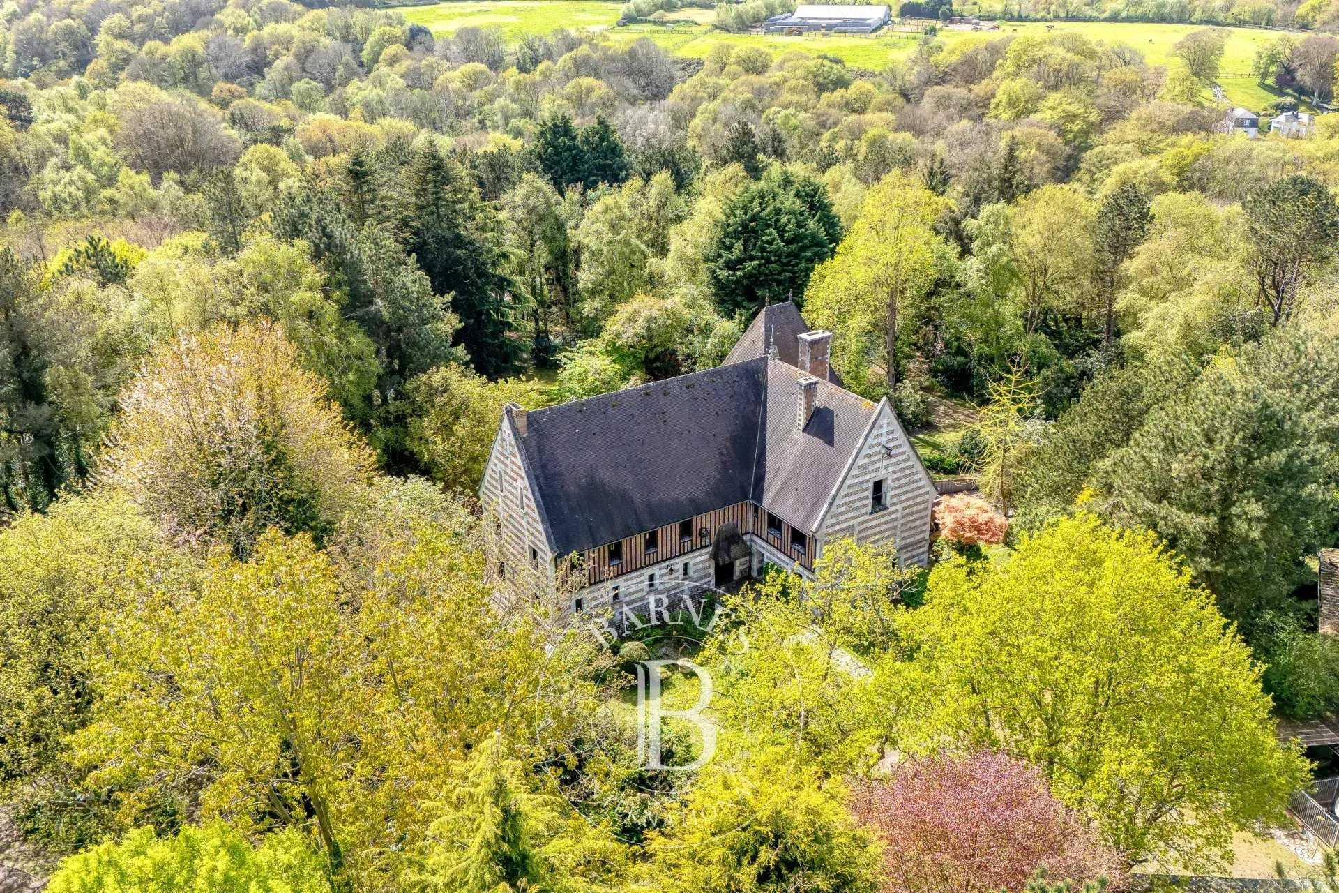 Yport  - Manoir 19 Pi&egrave;ces 11 Chambres