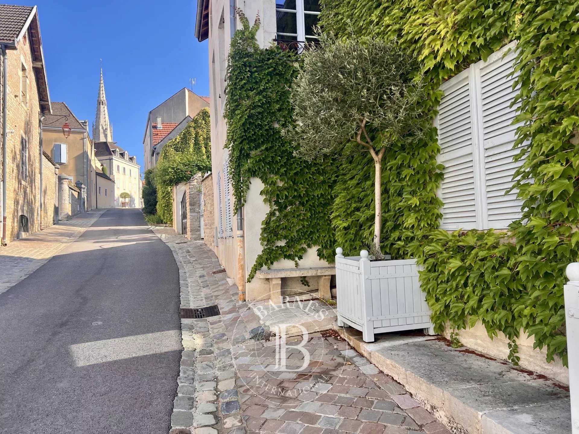 Meursault  - Maison de village 5 Pi&egrave;ces 3 Chambres