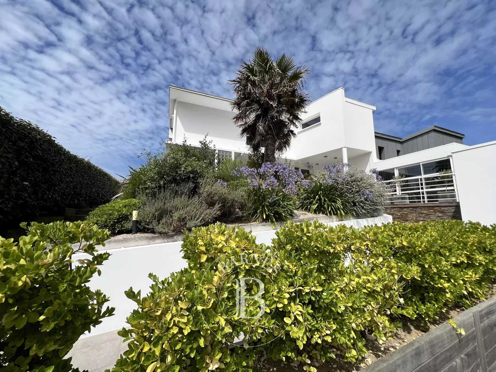 Granville  - House 4 Bedrooms