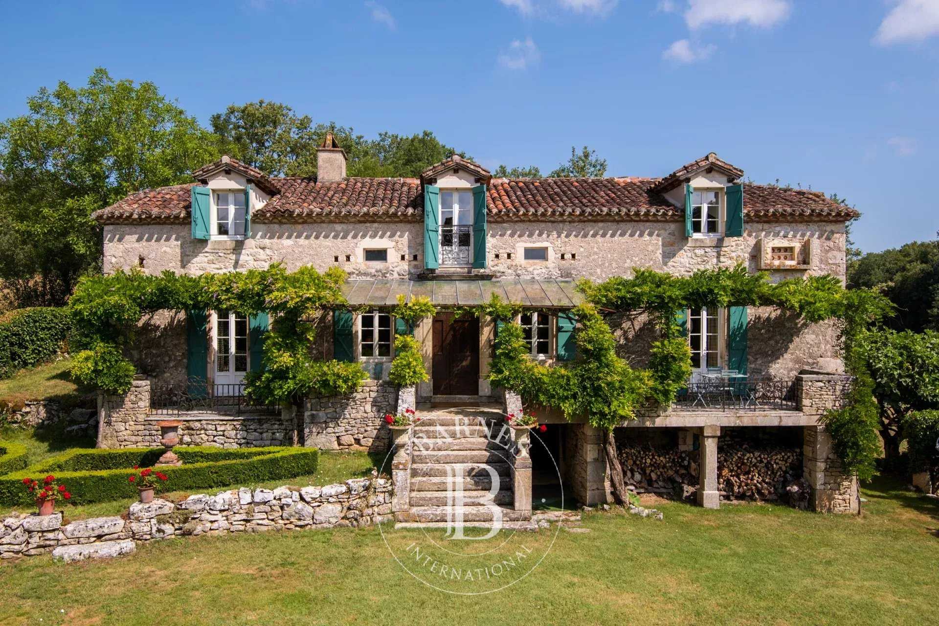 Cahors  - Propriété 15 Pièces 5 Chambres
