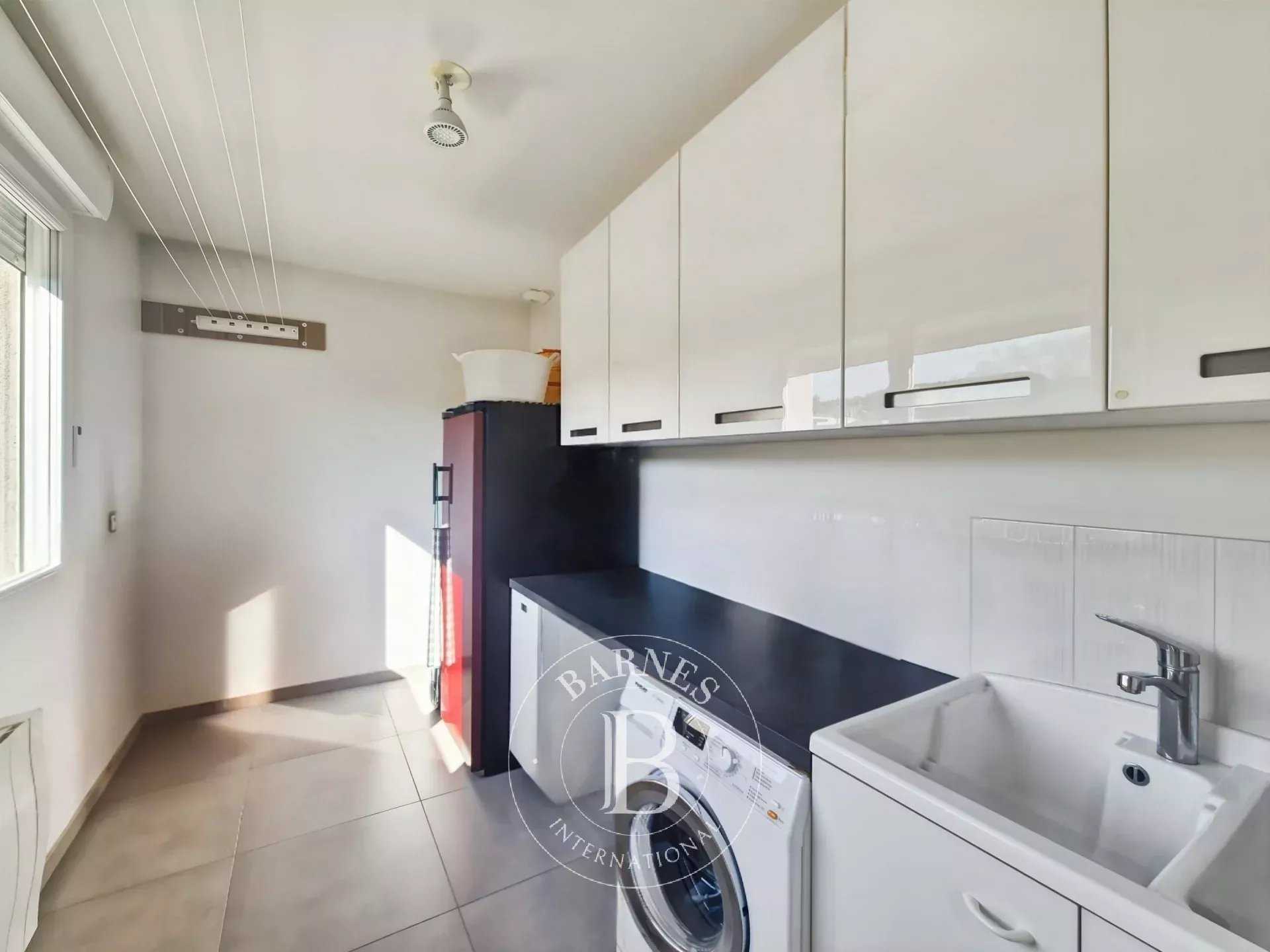 Clermont-Ferrand  - Apartment 4 Bedrooms