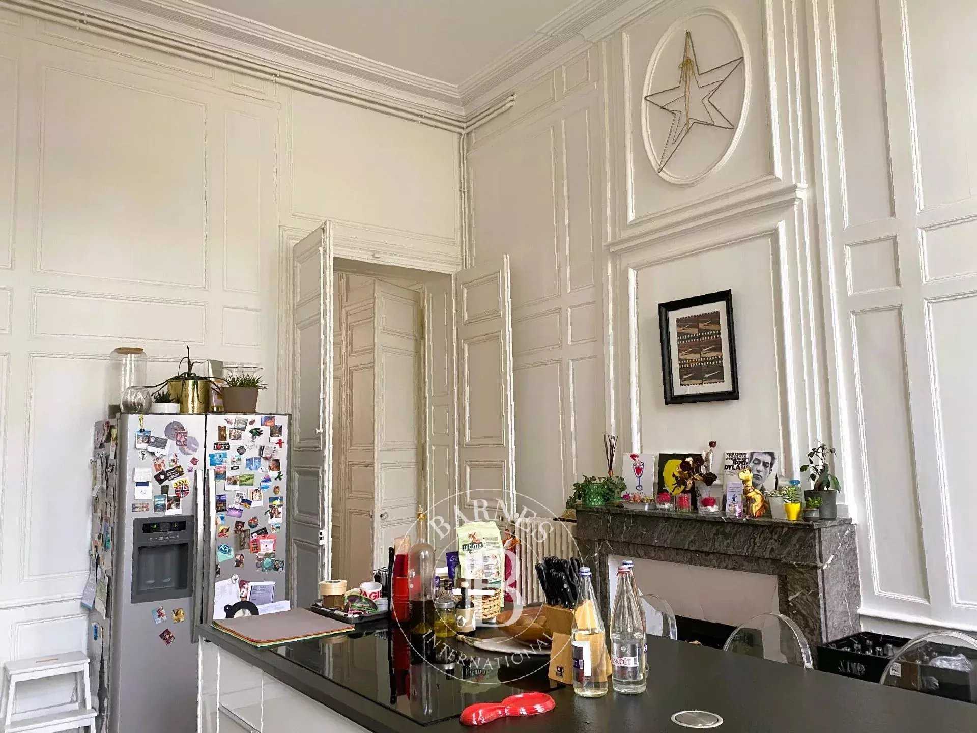 Rennes  - Apartment 5 Bedrooms