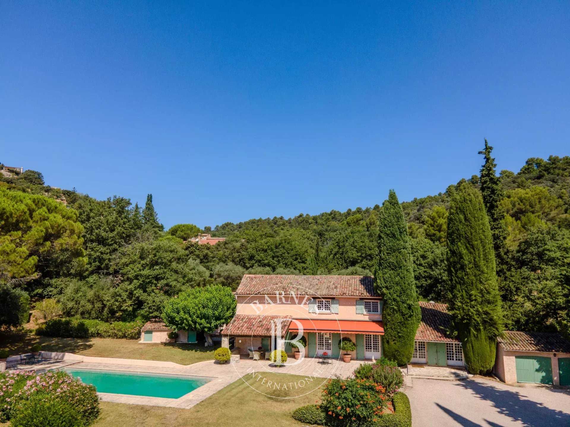 Moissac-Bellevue  - Property 4 Bedrooms