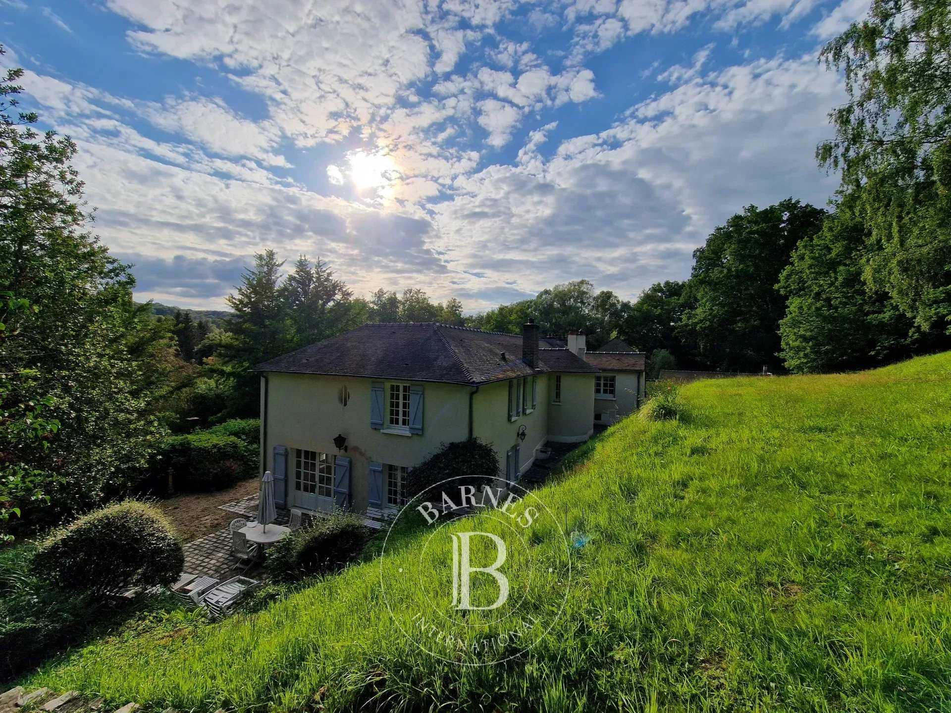 Milon-la-Chapelle  - Maison 12 Pi&egrave;ces 6 Chambres