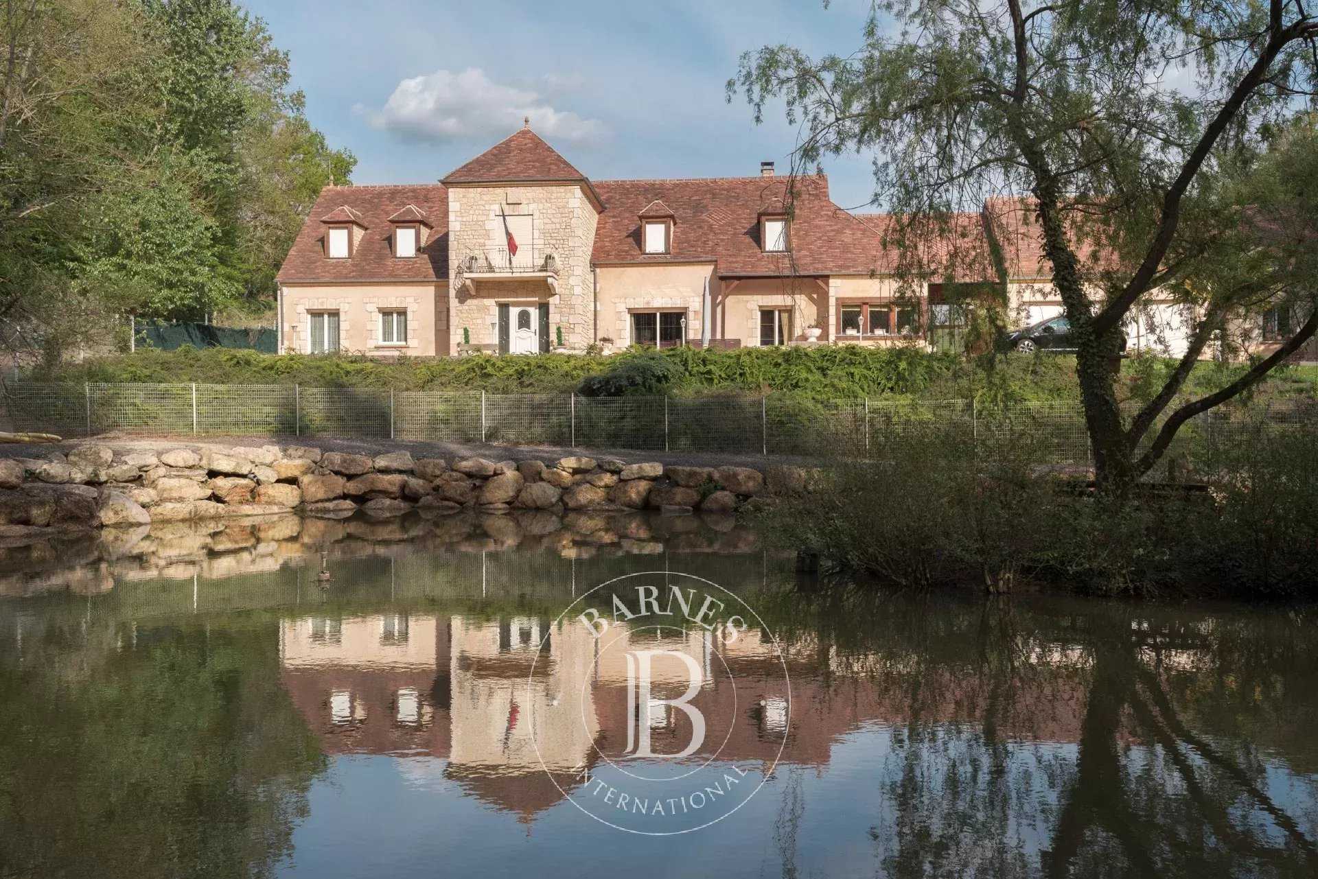 Beauvais  - Maison 10 Pi&egrave;ces 5 Chambres