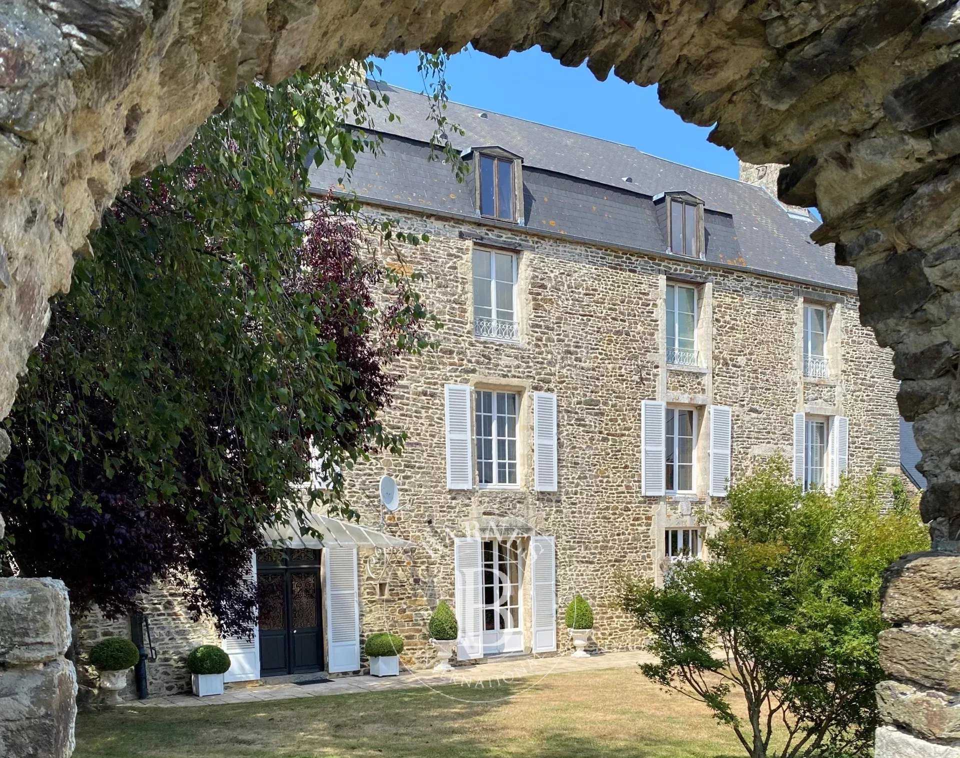 Culey-le-Patry  - Maison 10 Pièces 5 Chambres