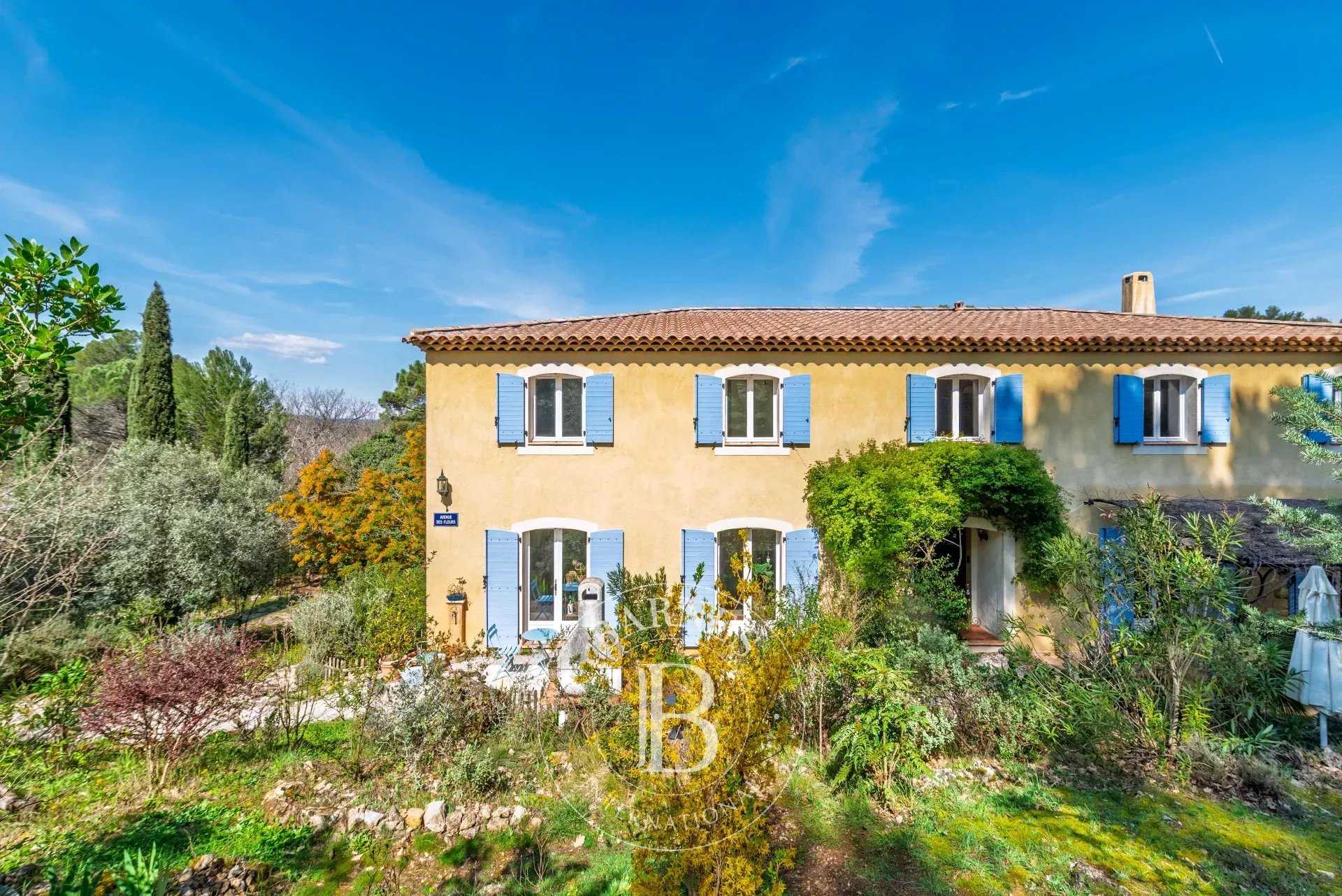 Bras  - Maison d'hôtes 12 Pi&egrave;ces 10 Chambres