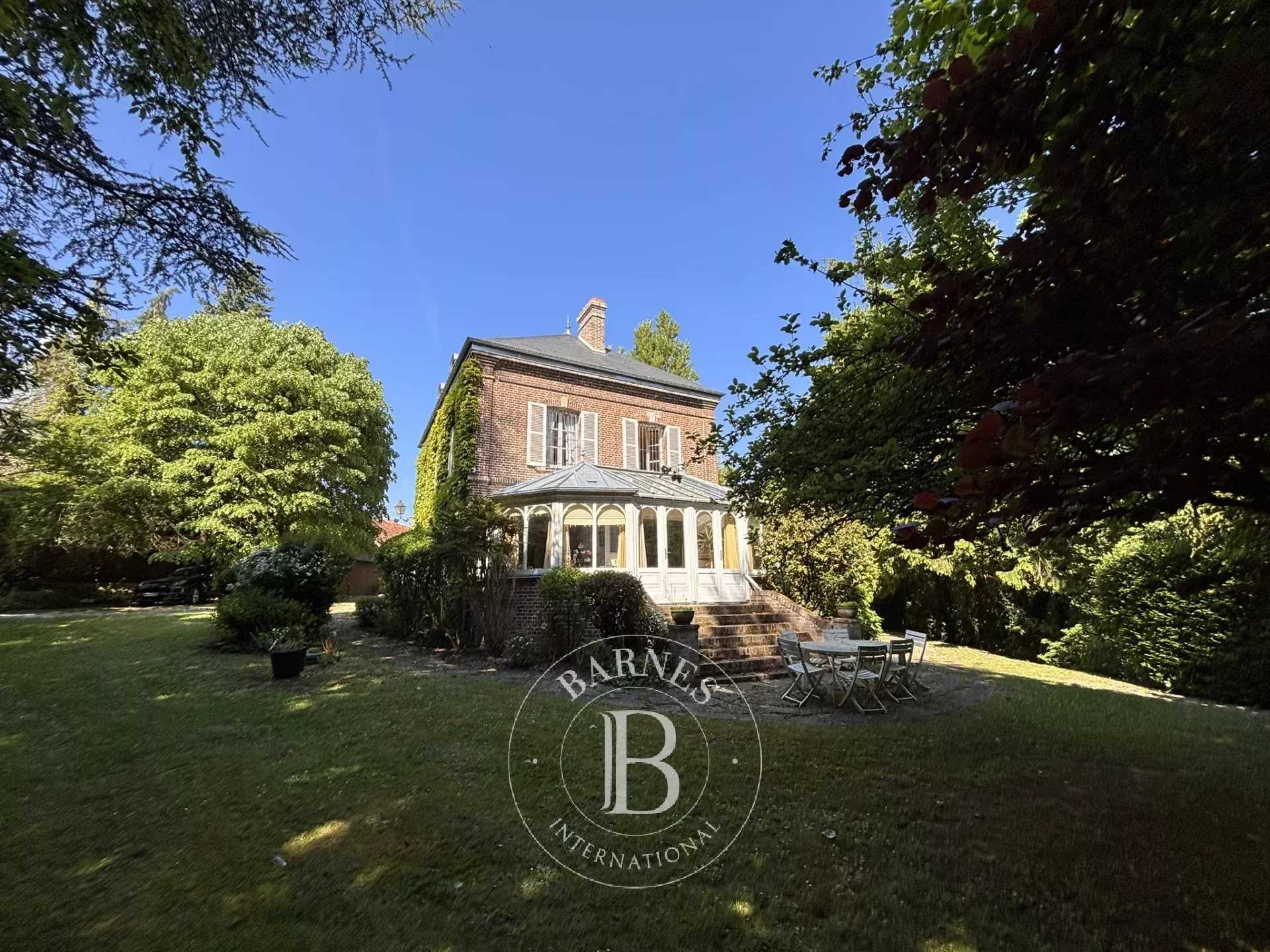 Saint-Julien-le-Faucon  - Maison 7 Pi&egrave;ces 4 Chambres