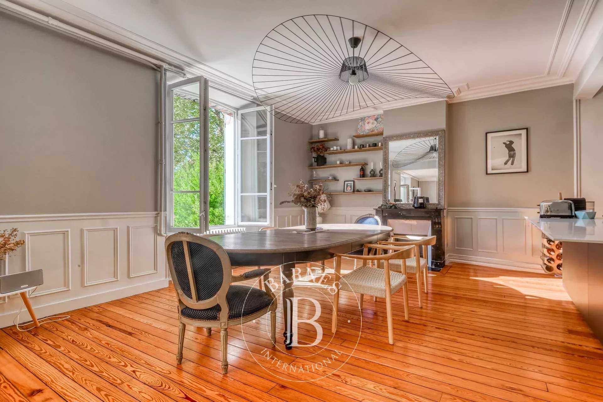 Fontainebleau  - Casa de pueblo 7 Cuartos 5 Habitaciones