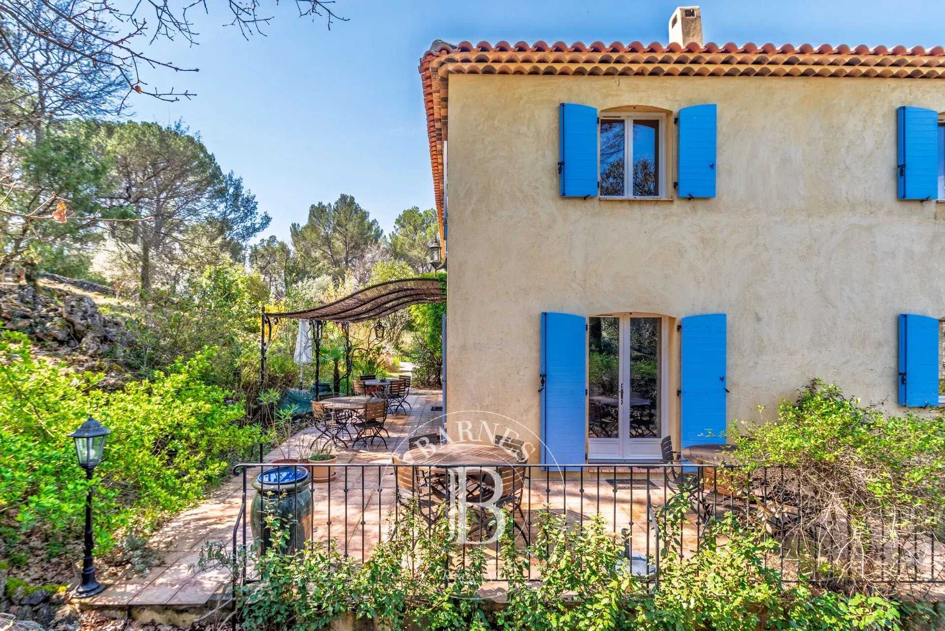 Bras  - Maison d'hôtes 12 Pi&egrave;ces 10 Chambres