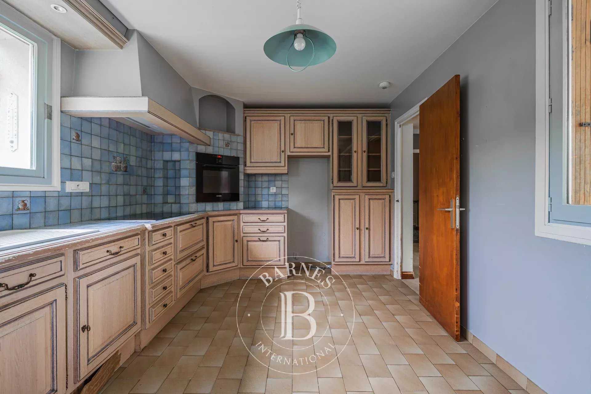 Coublevie  - Maison 7 Pi&egrave;ces 5 Chambres