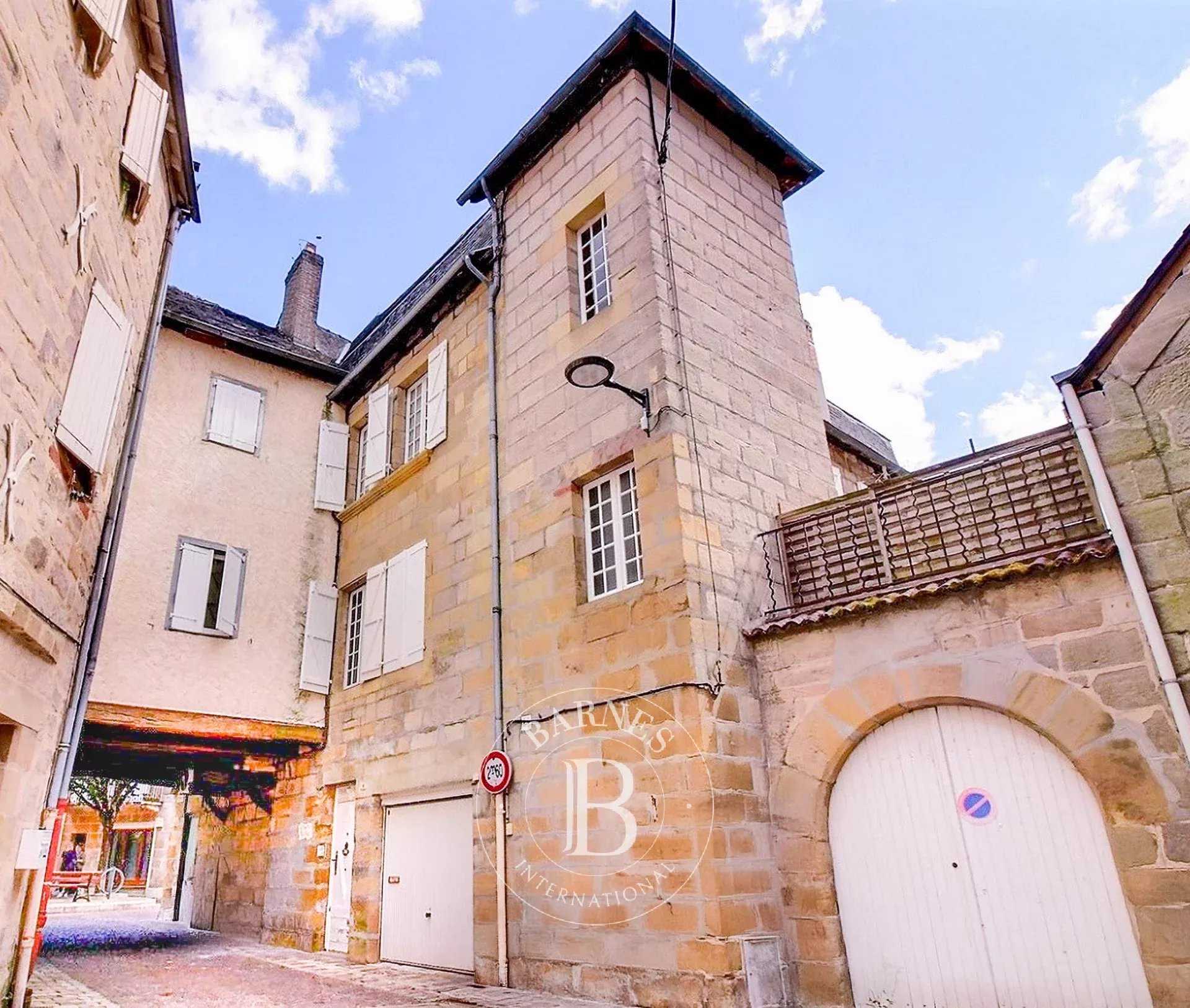 Brive-la-Gaillarde  - Maison de ville 7 Pi&egrave;ces 5 Chambres