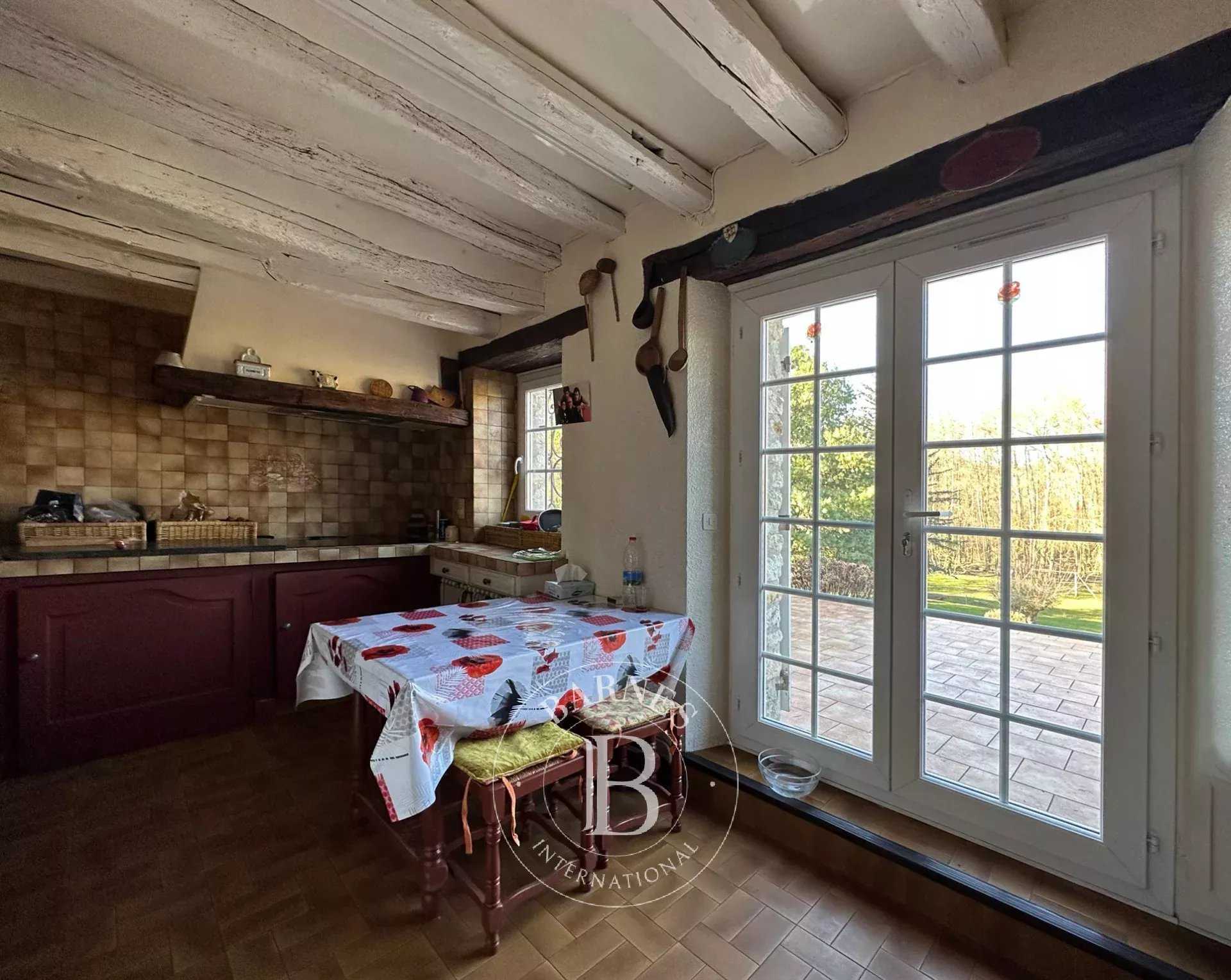 Chalo-Saint-Mars  - Maison 8 Pi&egrave;ces 6 Chambres