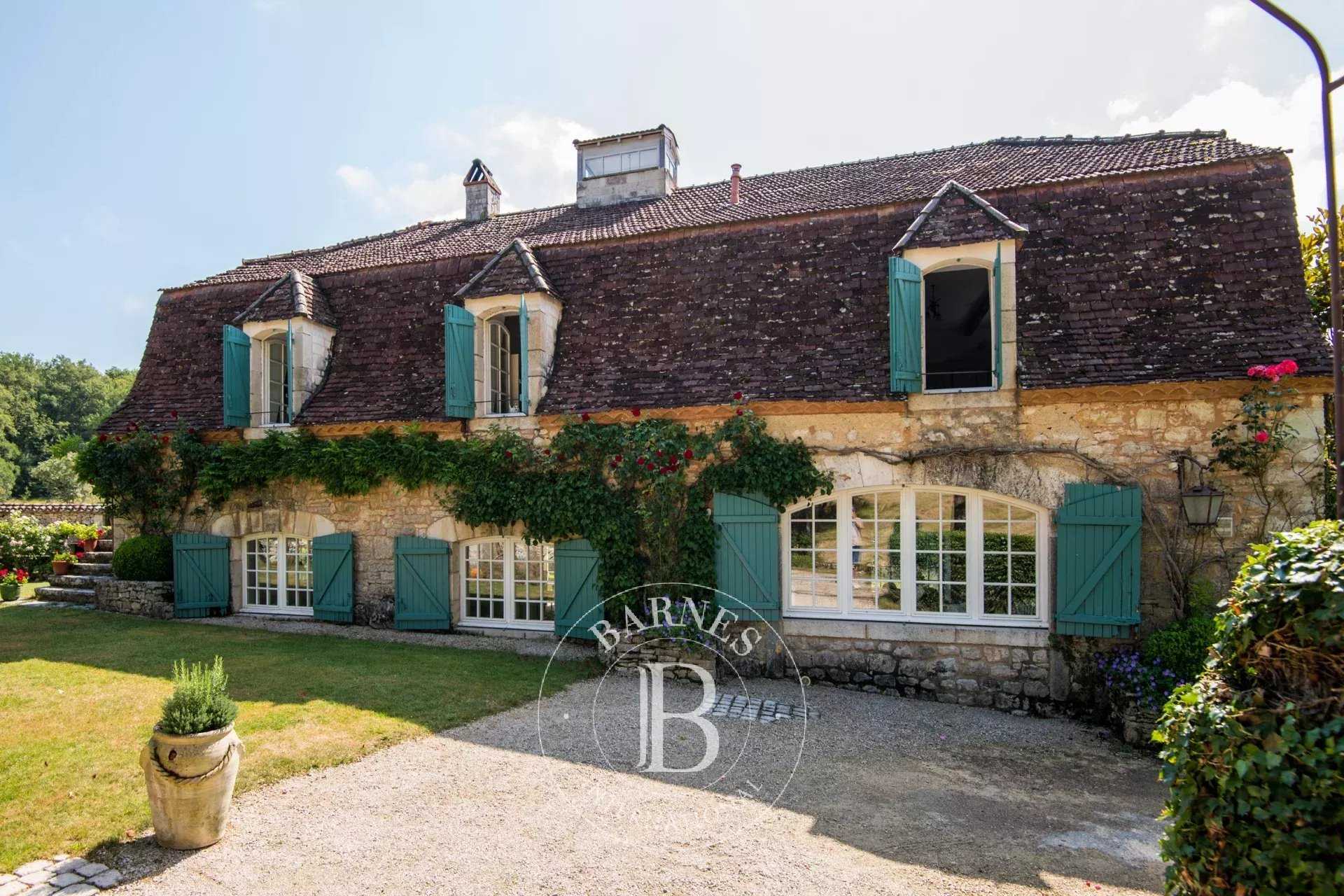 Cahors  - Propriété 15 Pièces 5 Chambres