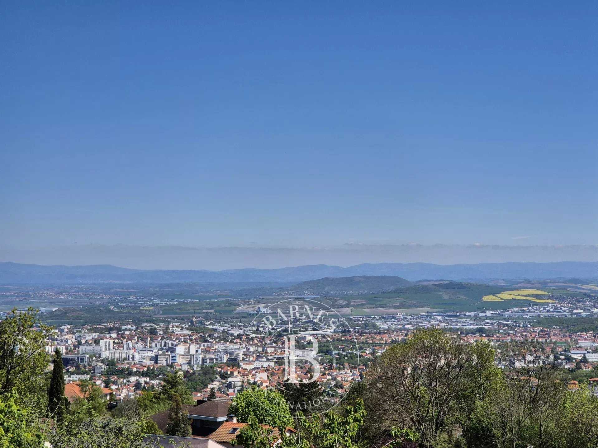 Ceyrat  - Maison 10 Pi&egrave;ces 6 Chambres