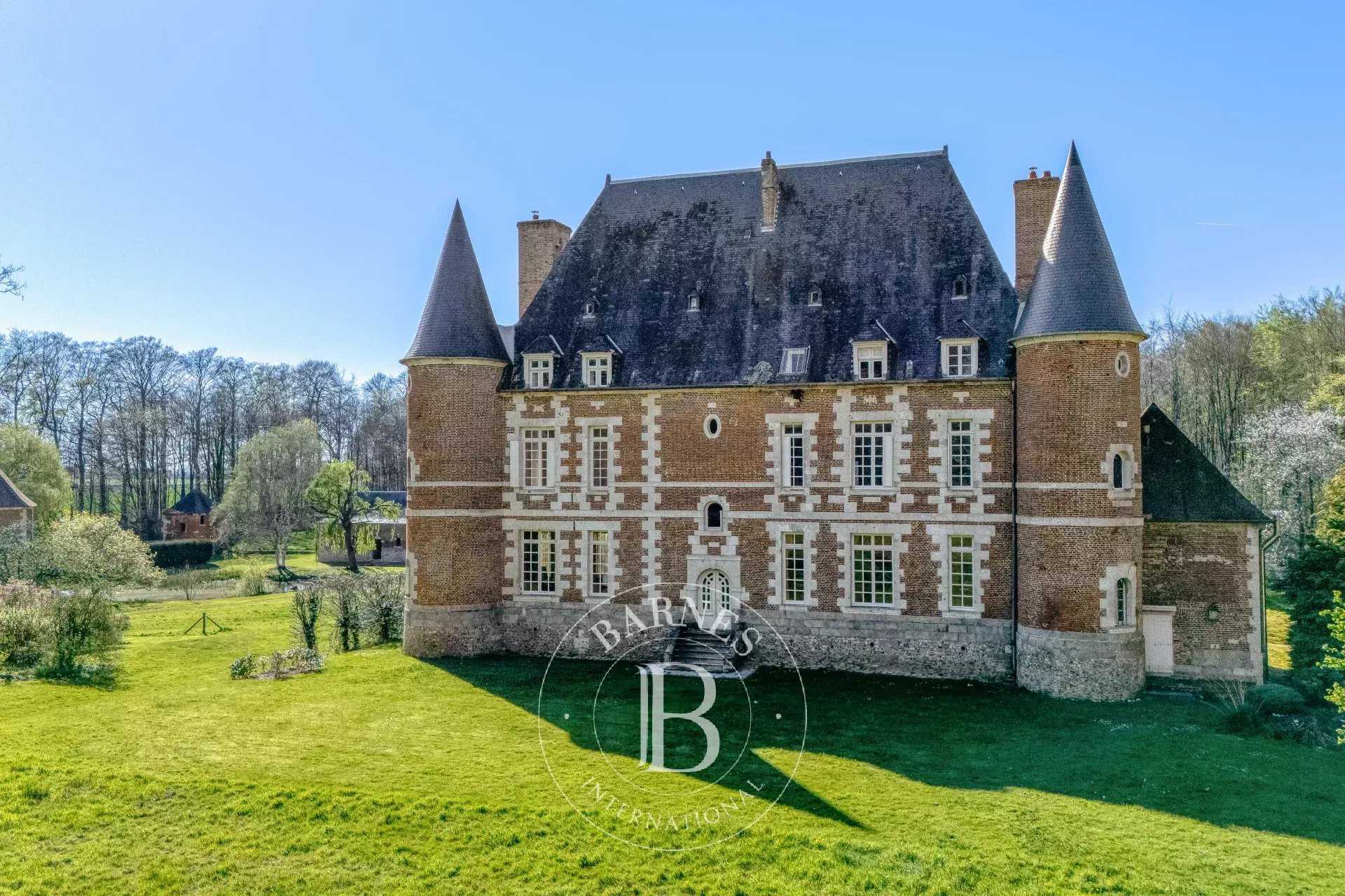 Yvetot  - Château 14 Pi&egrave;ces 7 Chambres