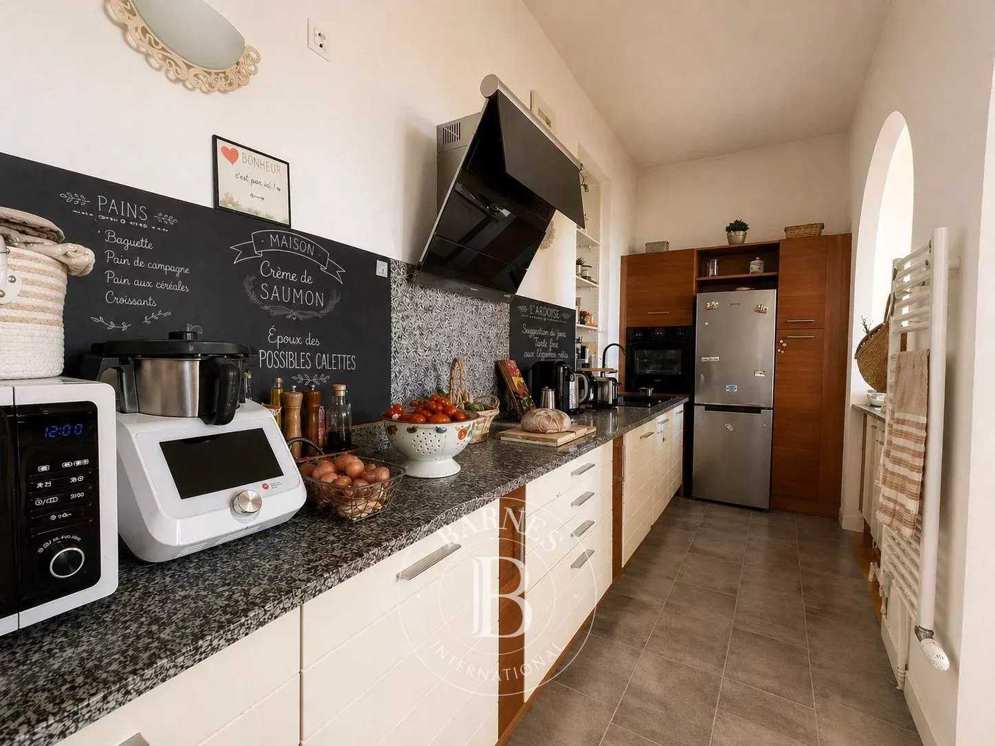 Compiègne  - Appartement 5 Pi&egrave;ces 3 Chambres