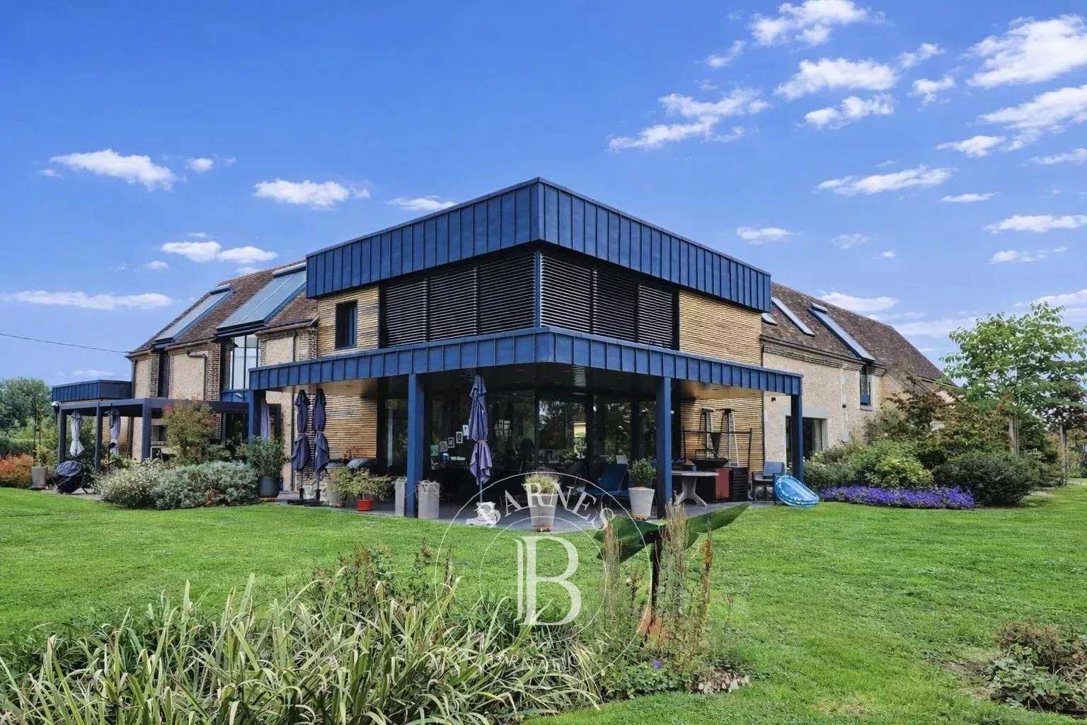 Nogent-le-Rotrou  - Maison 12 Pi&egrave;ces 6 Chambres