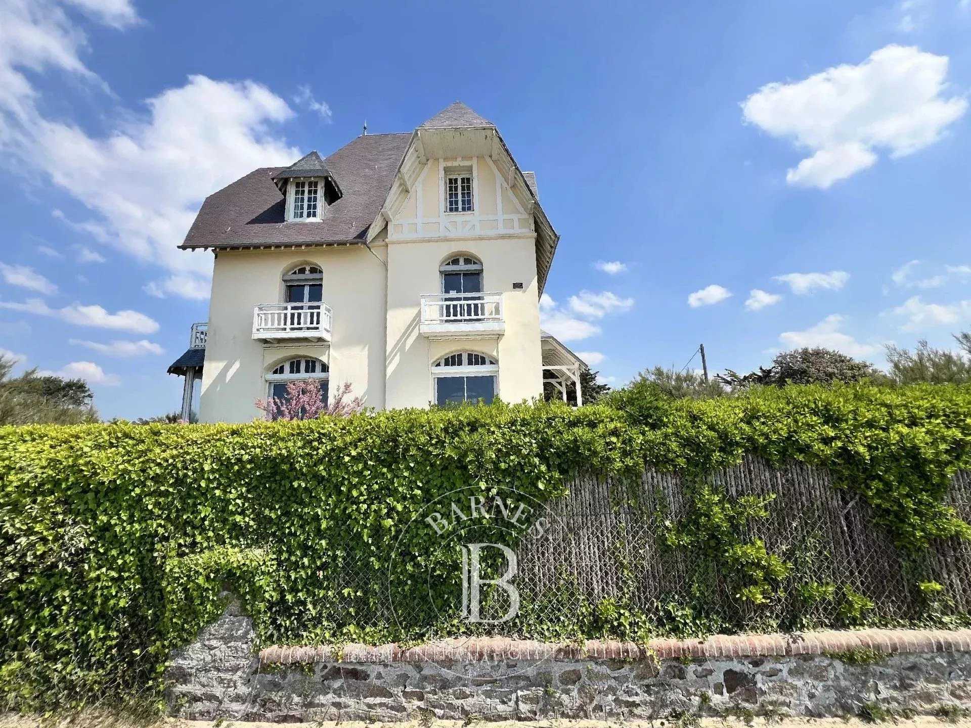 Jullouville  - Villa 6 Bedrooms