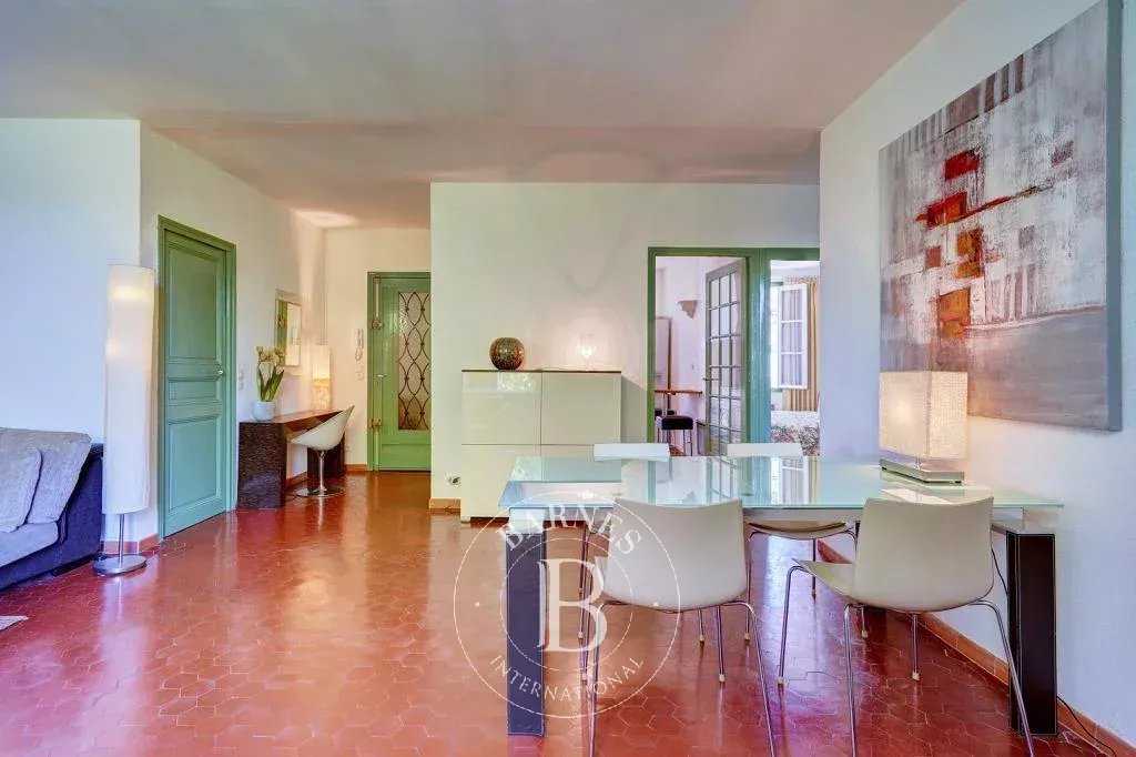 Bagnols-en-Forêt  - Appartement 4 Pi&egrave;ces 2 Chambres