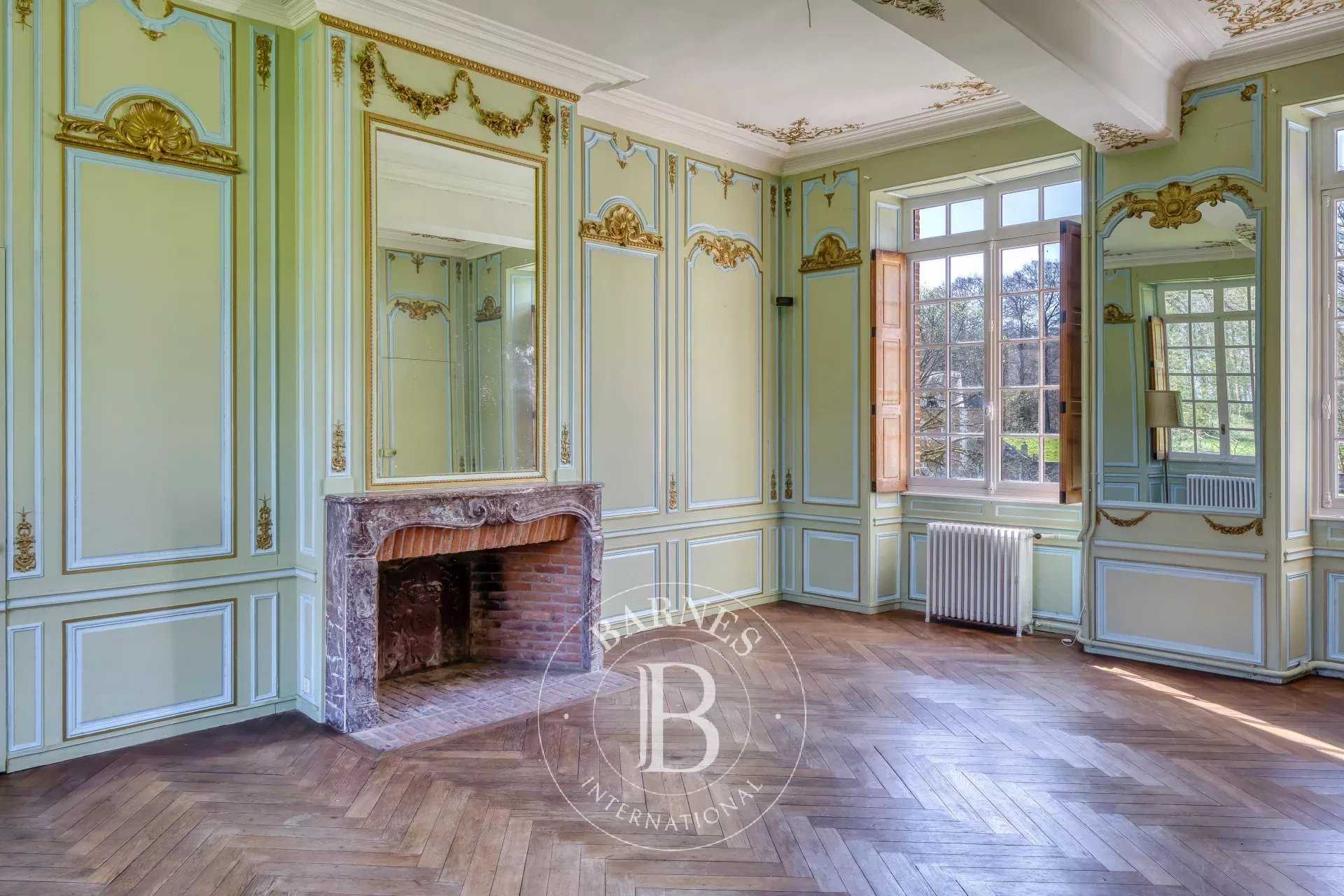 Yvetot  - Château 14 Pi&egrave;ces 7 Chambres