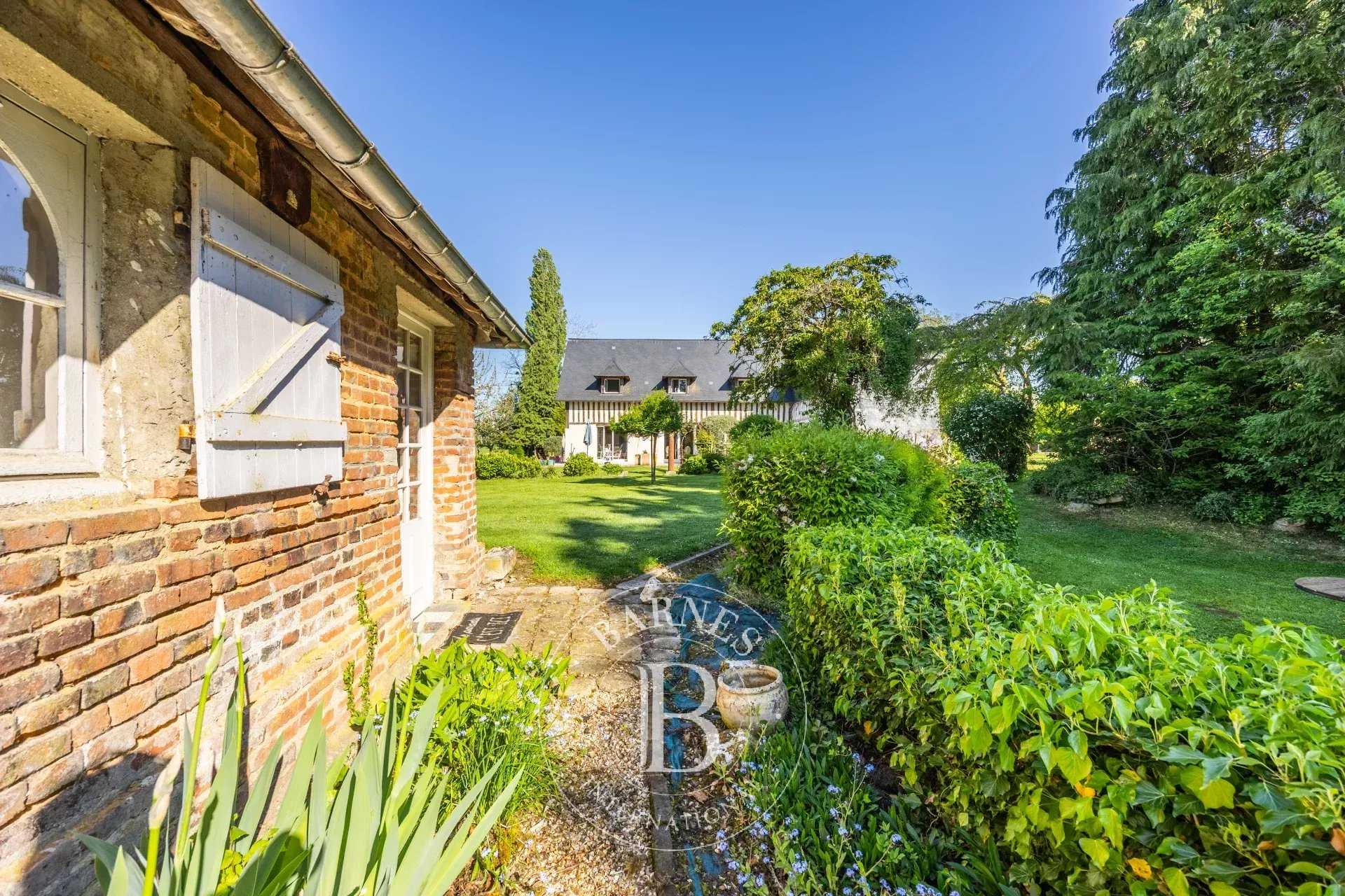 Les Monts du Roumois  - Property 5 Bedrooms