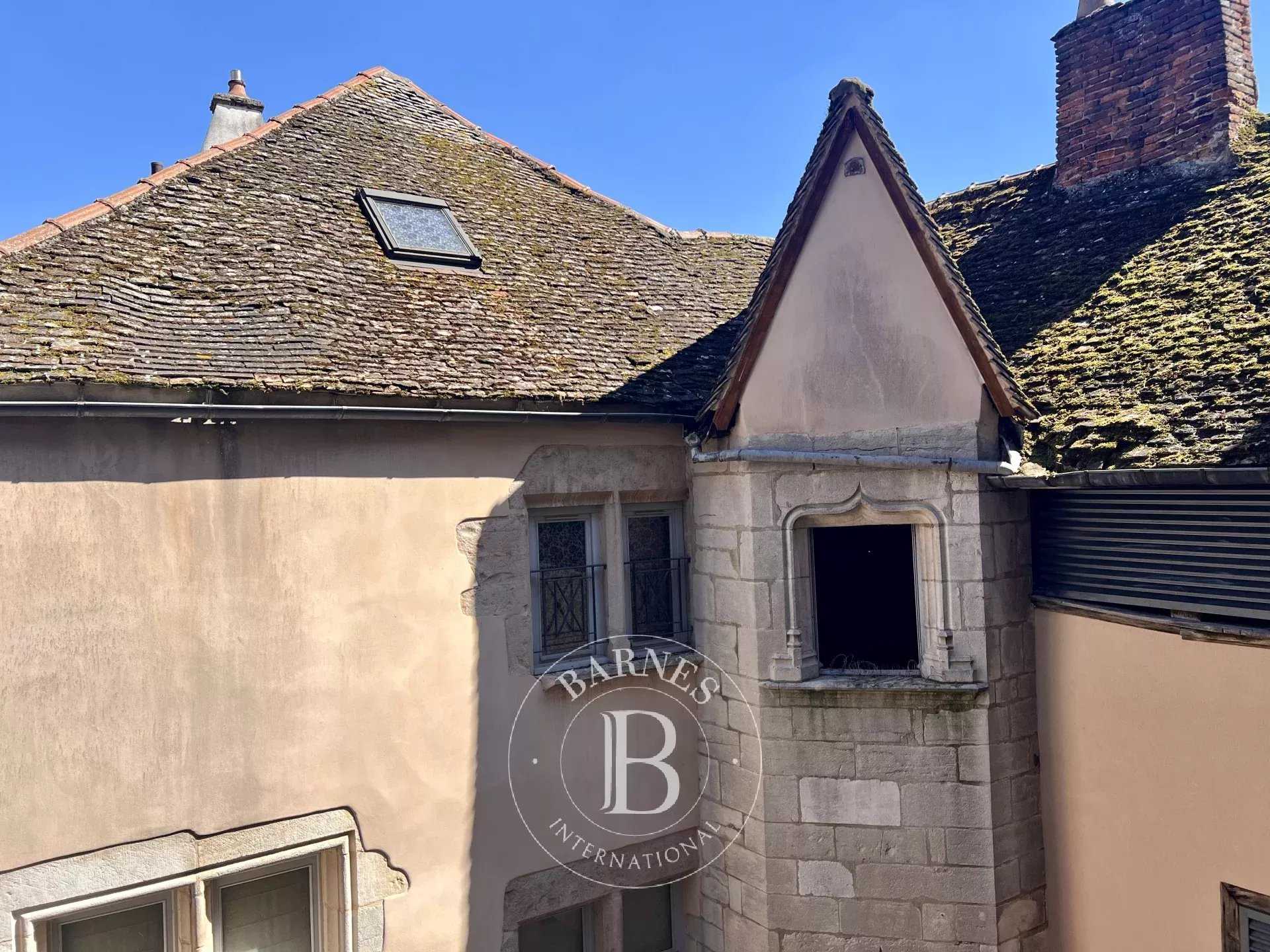 Beaune  - Appartement 5 Pi&egrave;ces 3 Chambres